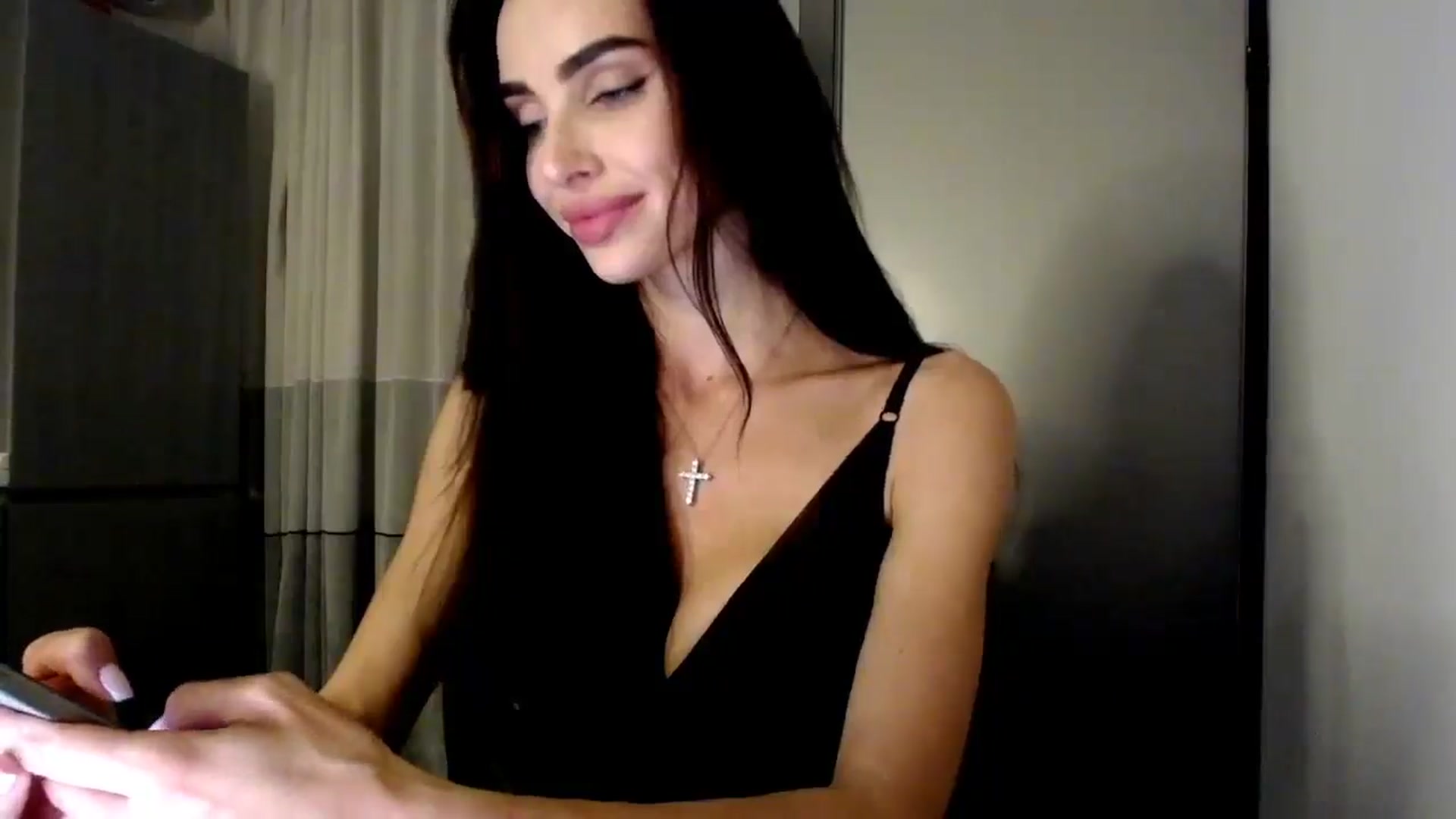 Gallery image thumbnail from Bunny_jr's myfreecams stream on, 05/06/2025, 22:48 image 7 of 20