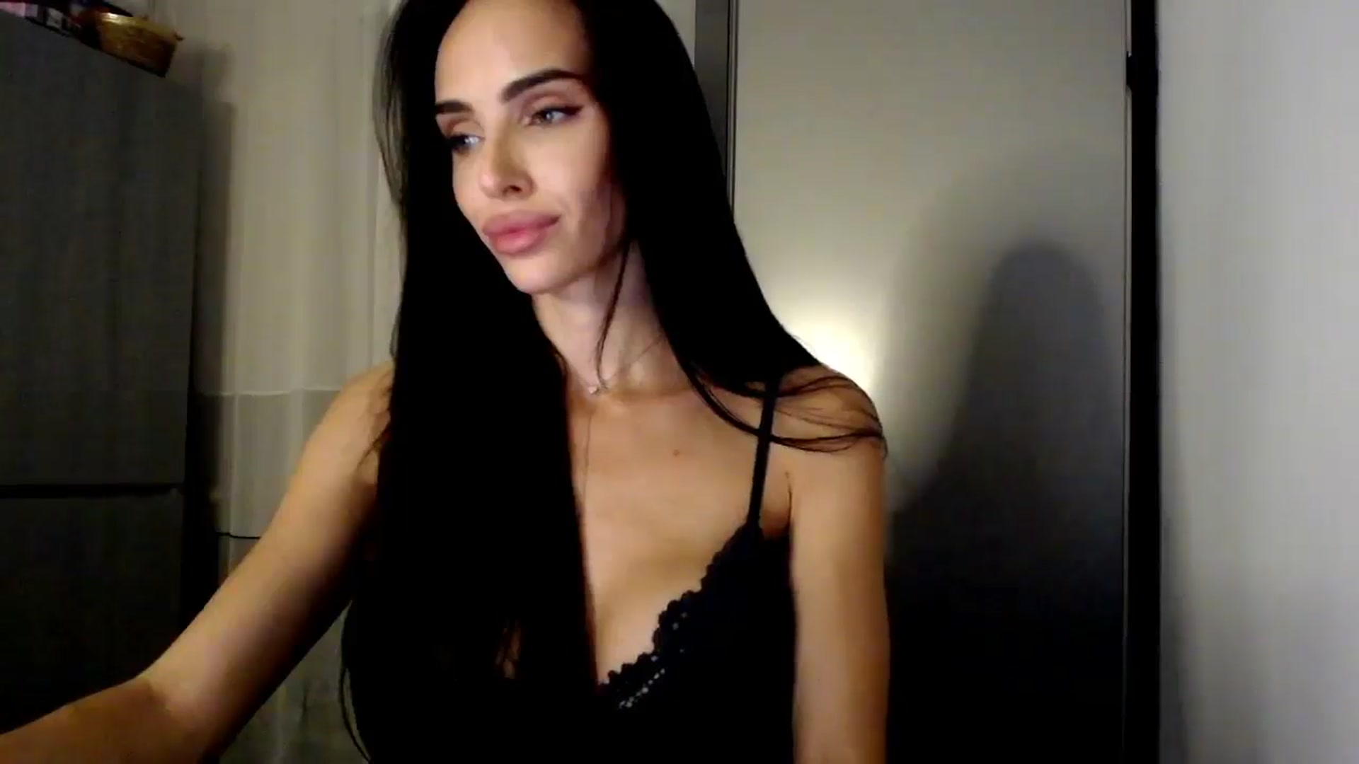 Gallery image thumbnail from Bunny_jr's myfreecams stream on, 07/23/2025, 21:20 image 12 of 20