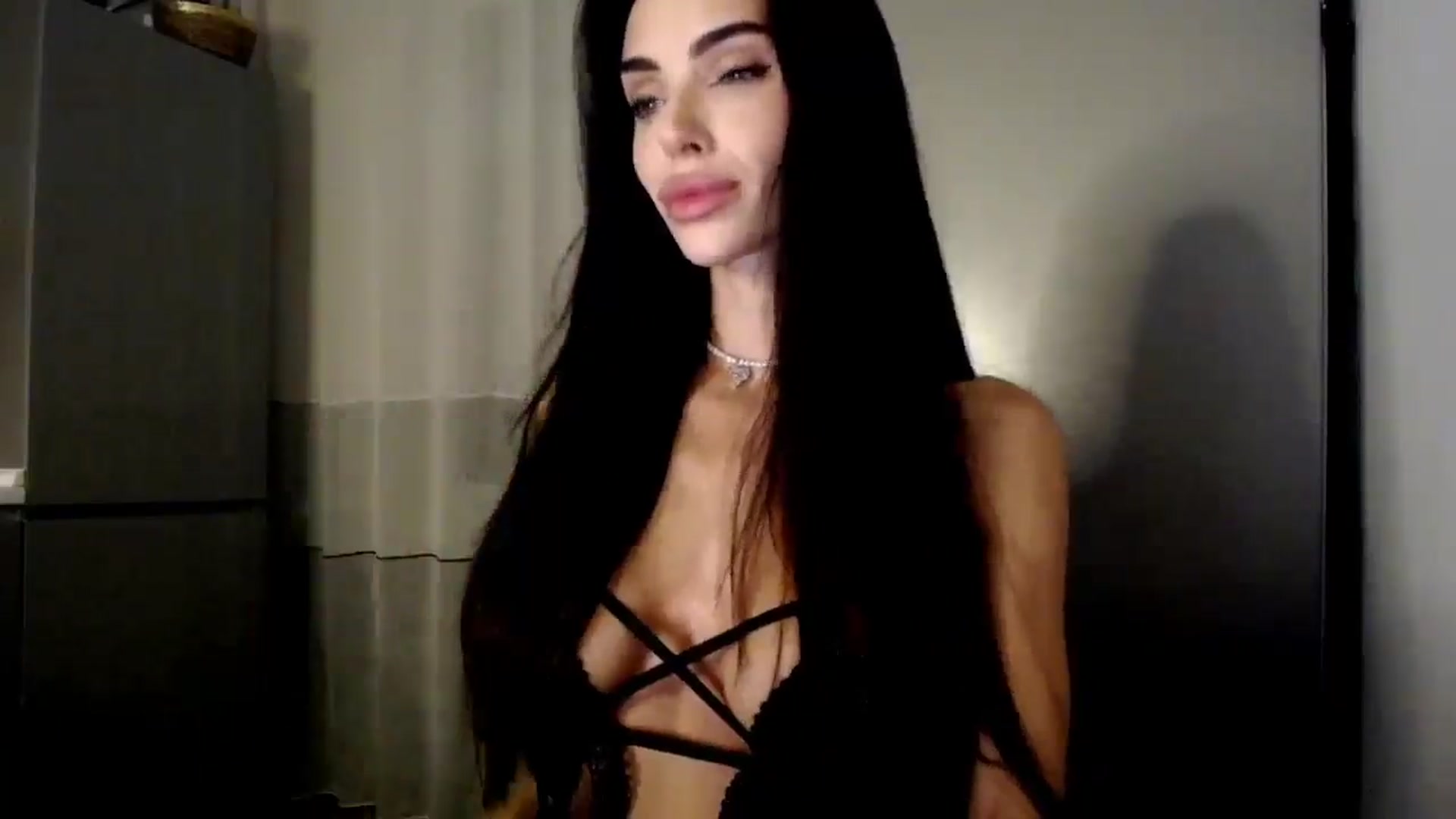Gallery image thumbnail from Bunny_jr's myfreecams stream on, 07/27/2025, 21:23 image 3 of 20