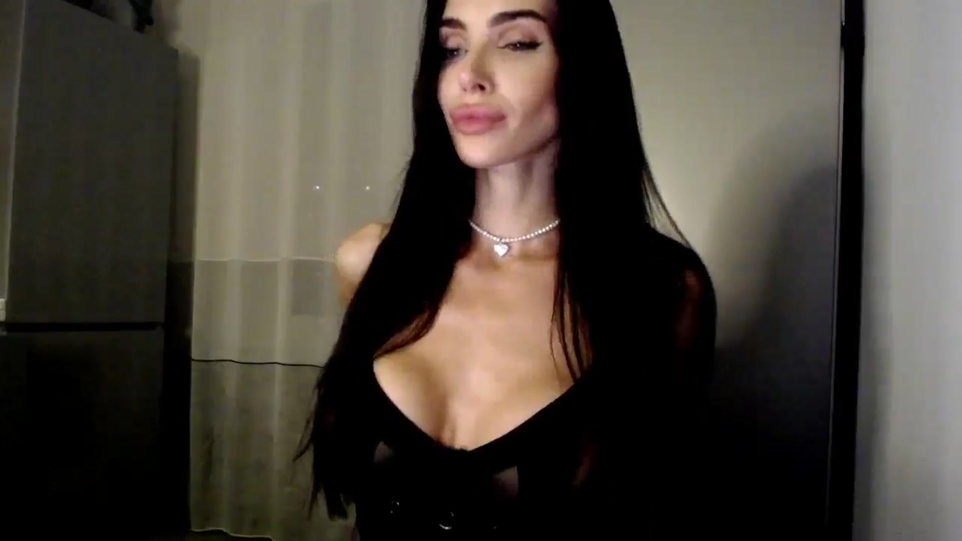 Gallery image thumbnail from Bunny_jr's myfreecams stream on, 07/31/2025, 20:52 image 17 of 20