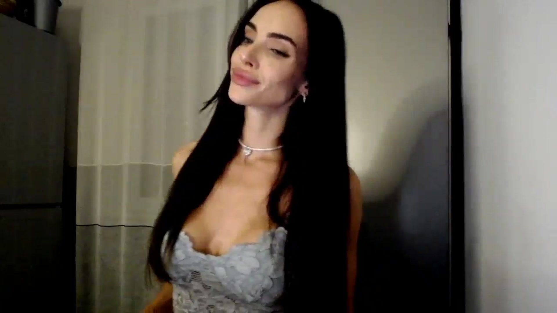Gallery image thumbnail from Bunny_jr's myfreecams stream on, 08/11/2025, 20:38 image 8 of 20