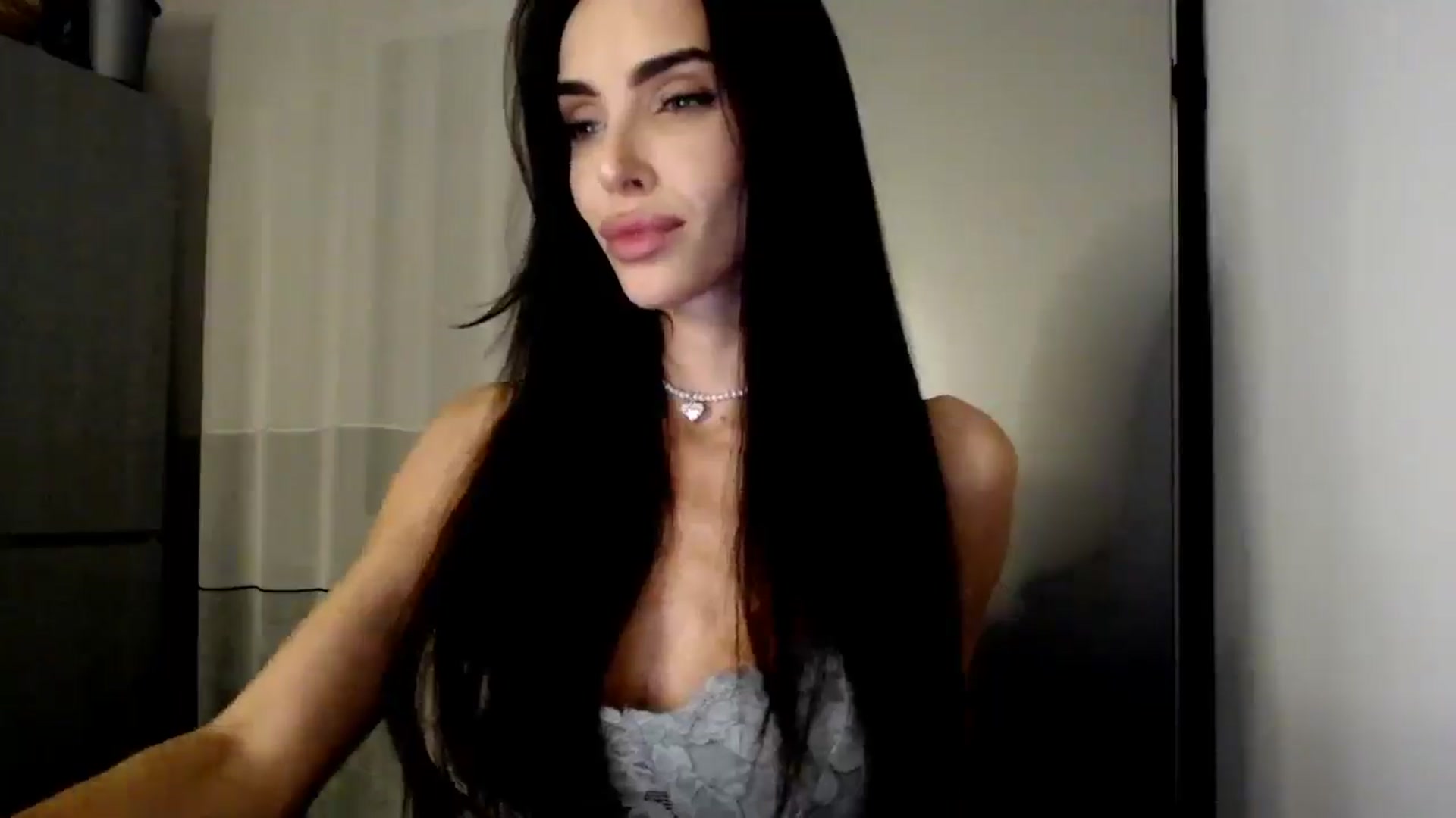 Gallery image thumbnail from Bunny_jr's myfreecams stream on, 08/11/2025, 20:38 image 3 of 20