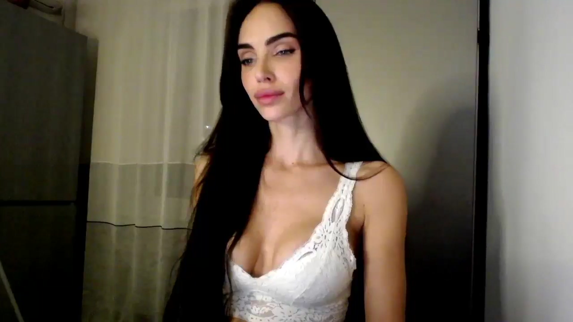 Gallery image thumbnail from Bunny_jr's myfreecams stream on, 10/23/2025, 21:15 image 16 of 20