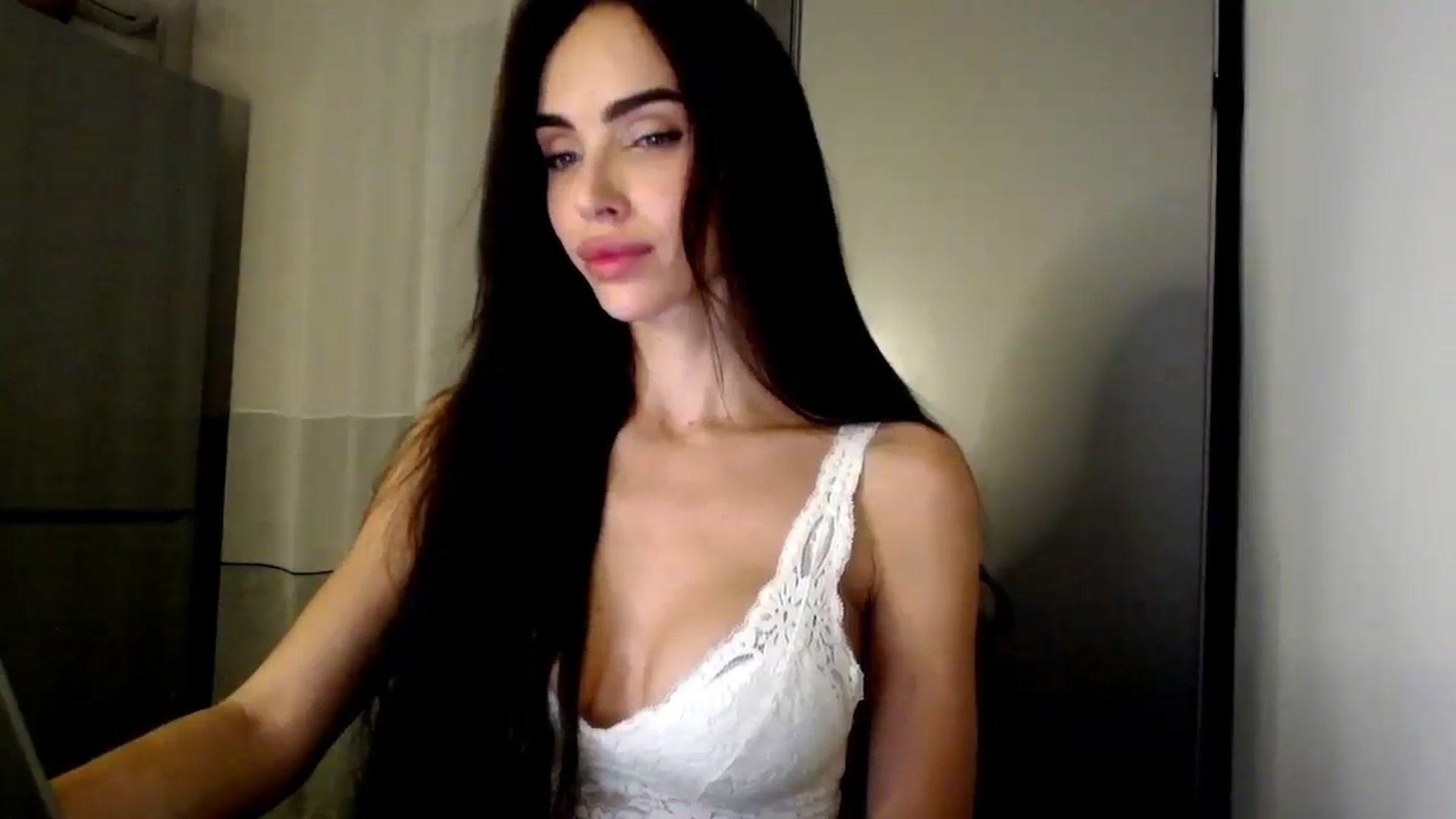 Gallery image thumbnail from Bunny_jr's myfreecams stream on, 10/23/2025, 21:15 image 7 of 20