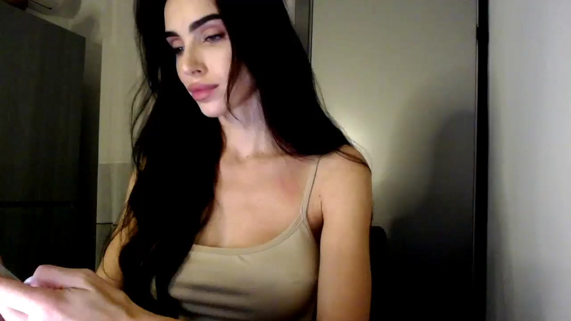 Gallery image thumbnail from Bunny_jr's myfreecams stream on, 10/28/2025, 22:22 image 19 of 20
