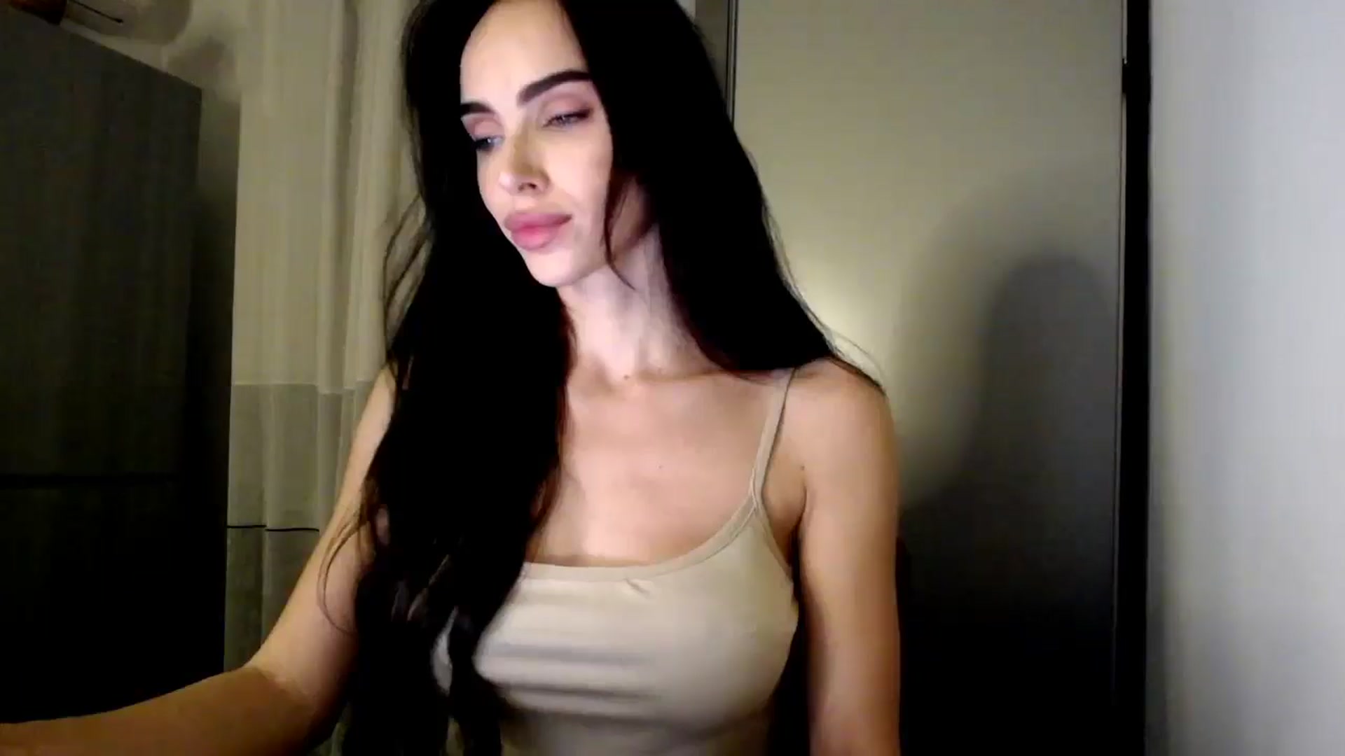 Gallery image thumbnail from Bunny_jr's myfreecams stream on, 10/28/2025, 22:22 image 15 of 20