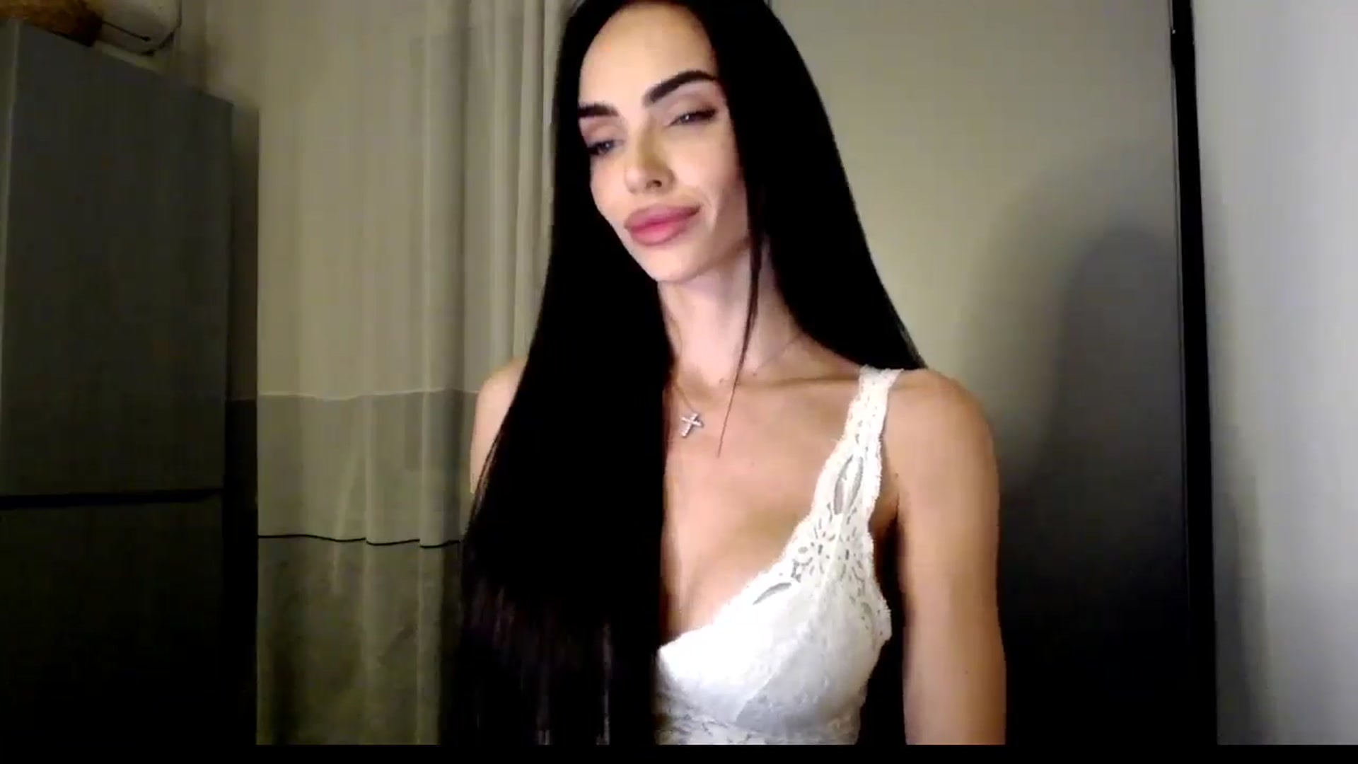 Gallery image thumbnail from Bunny_jr's myfreecams stream on, 11/10/2025, 21:52 image 9 of 20