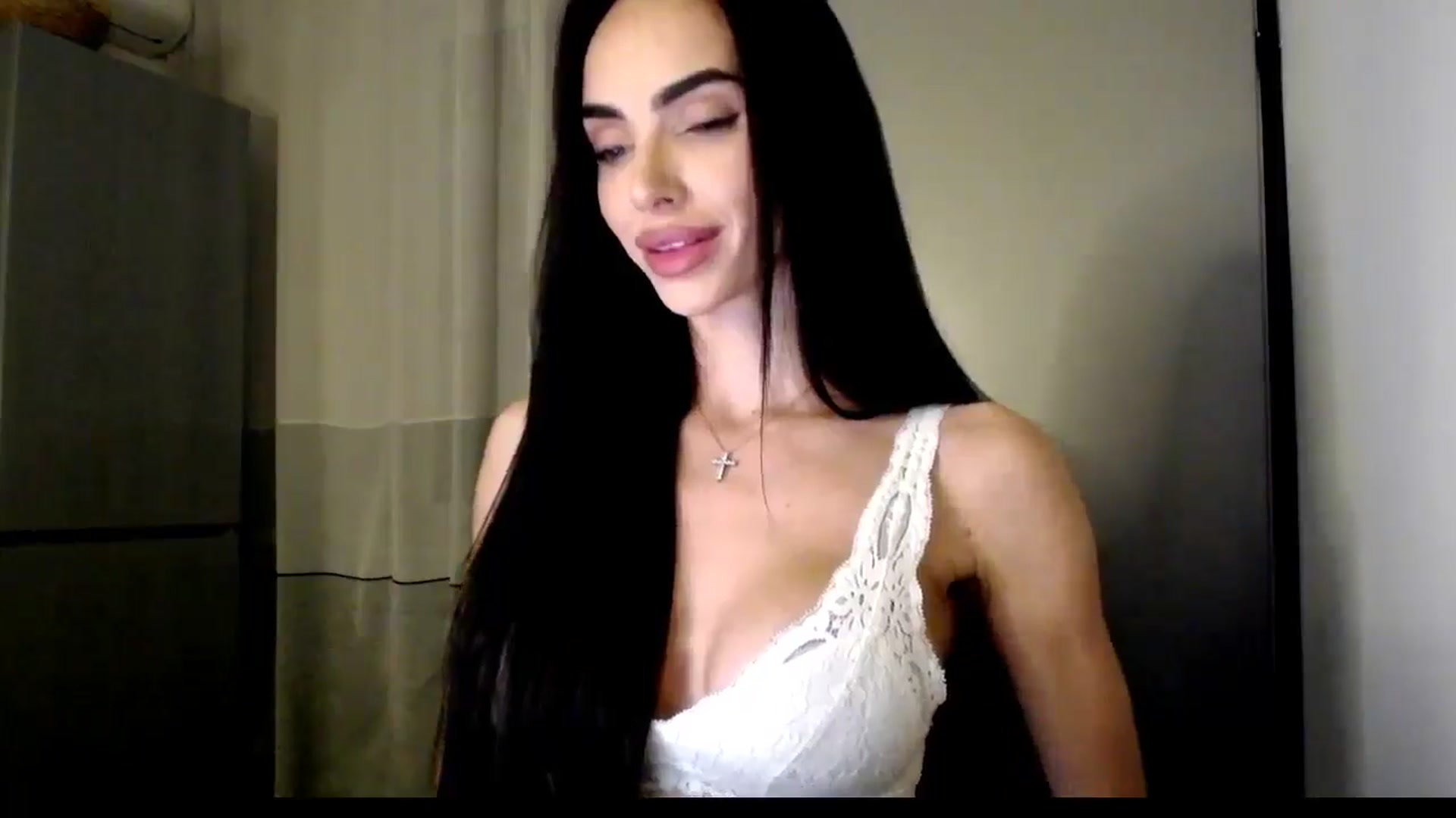 Gallery image thumbnail from Bunny_jr's myfreecams stream on, 11/10/2025, 21:52 image 11 of 20