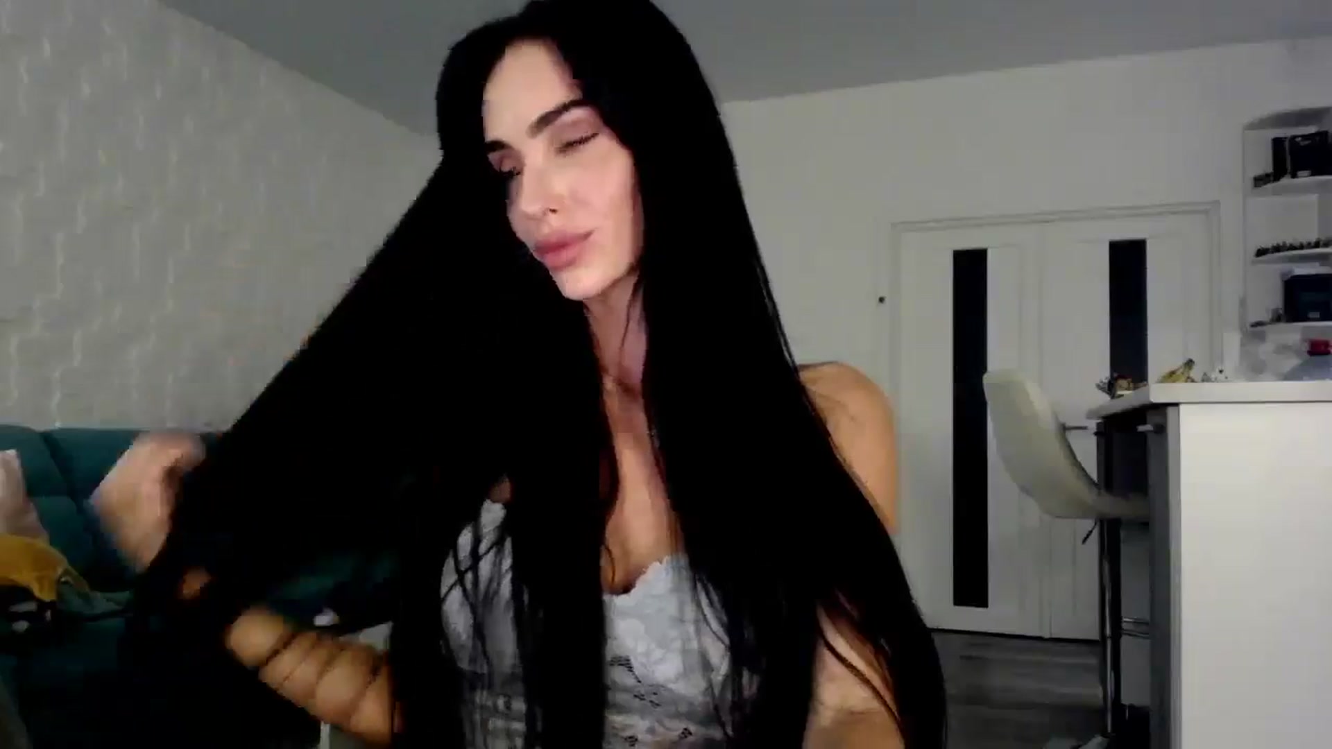 Gallery image thumbnail from Bunny_jr's myfreecams stream on, 01/11/2026, 22:10 image 16 of 20