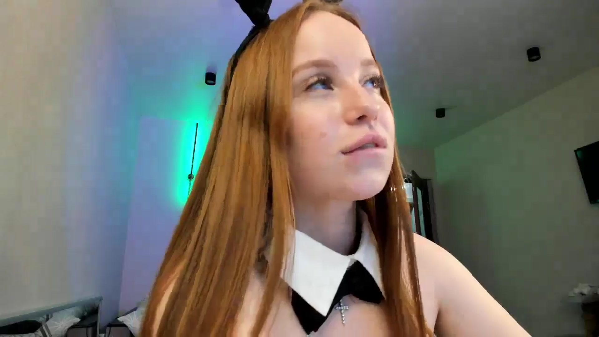 Gallery image thumbnail from Bunny_luvv_'s myfreecams stream on, 12/26/2025, 17:18 image 6 of 20
