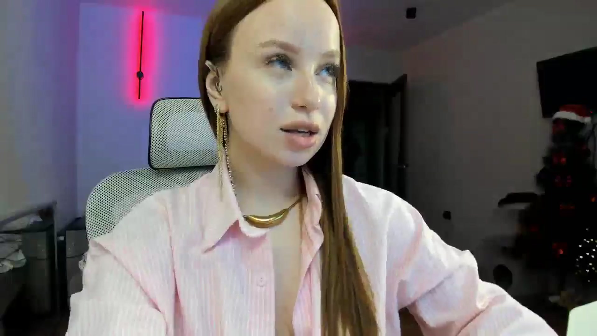 Gallery image thumbnail from Bunny_luvv_'s myfreecams stream on, 12/30/2025, 14:43 image 14 of 20