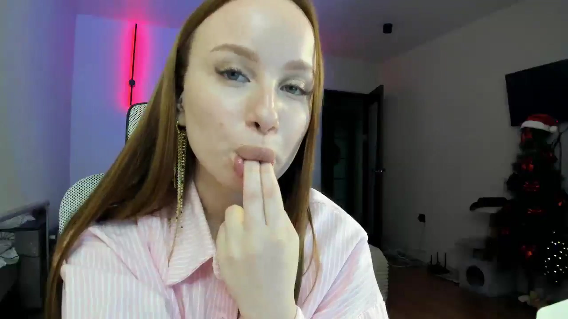 Gallery image thumbnail from Bunny_luvv_'s myfreecams stream on, 12/30/2025, 14:43 image 11 of 20