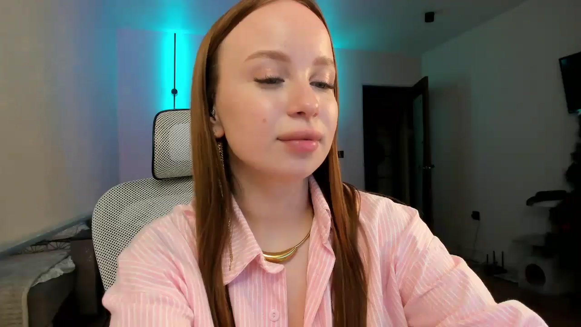 Gallery image thumbnail from Bunny_luvv_'s myfreecams stream on, 12/30/2025, 17:12 image 15 of 20
