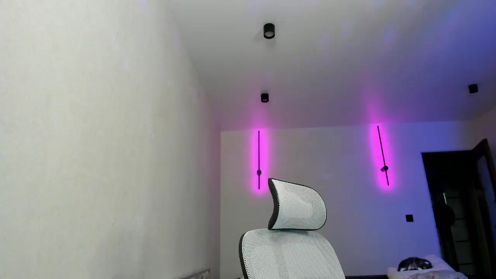 Gallery image thumbnail from Bunny_luvv_'s myfreecams stream on, 01/14/2026, 14:40 image 18 of 20
