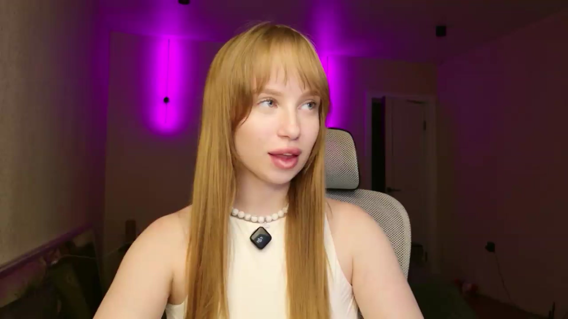 Gallery image thumbnail from Bunny_luvv_'s myfreecams stream on, 08/17/2026, 14:34 image 7 of 20