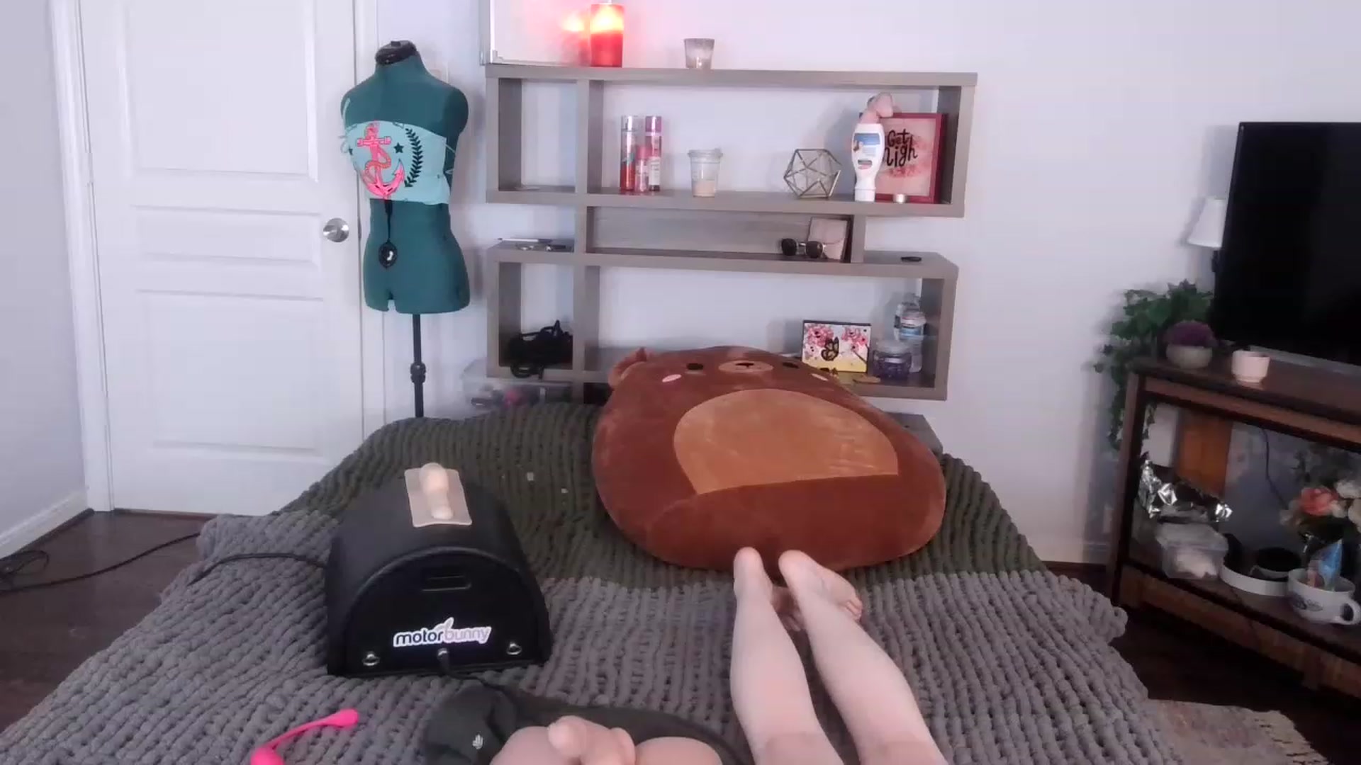 Gallery image thumbnail from Bunnydathug's myfreecams stream on, 11/22/2022, 20:12 image 9 of 20