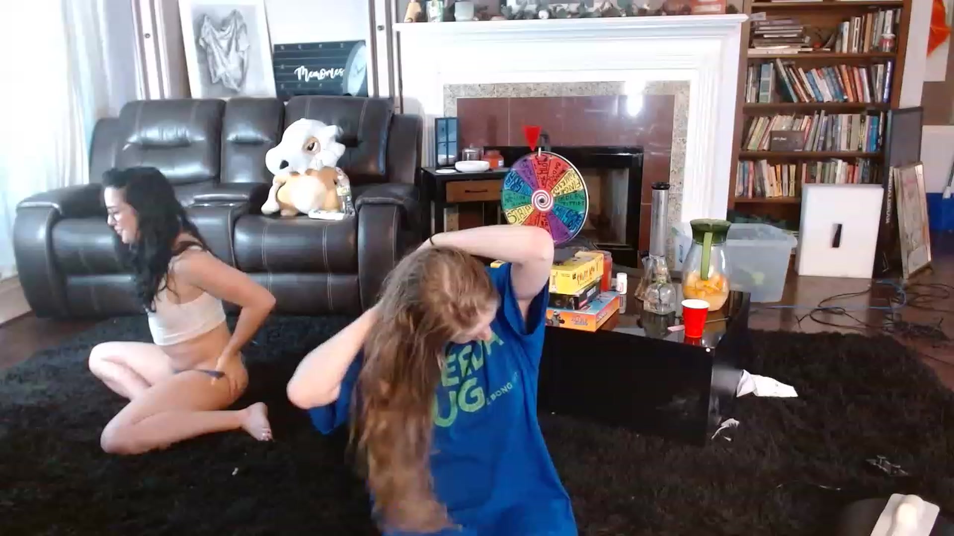 Gallery image thumbnail from Bunnydathug's myfreecams stream on, 11/24/2022, 21:30 image 15 of 20