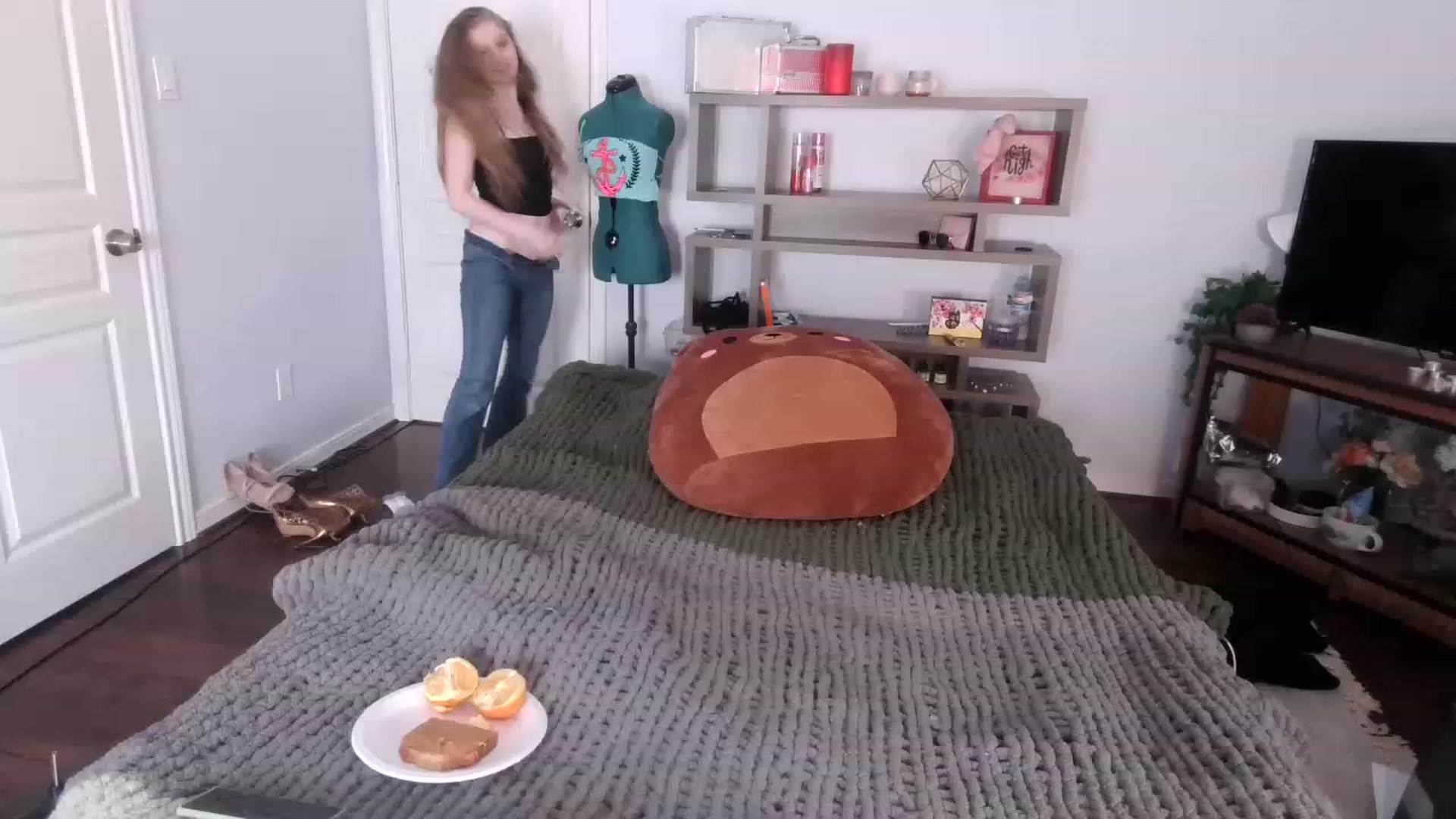 Gallery image thumbnail from Bunnydathug's myfreecams stream on, 11/27/2022, 20:02 image 5 of 20