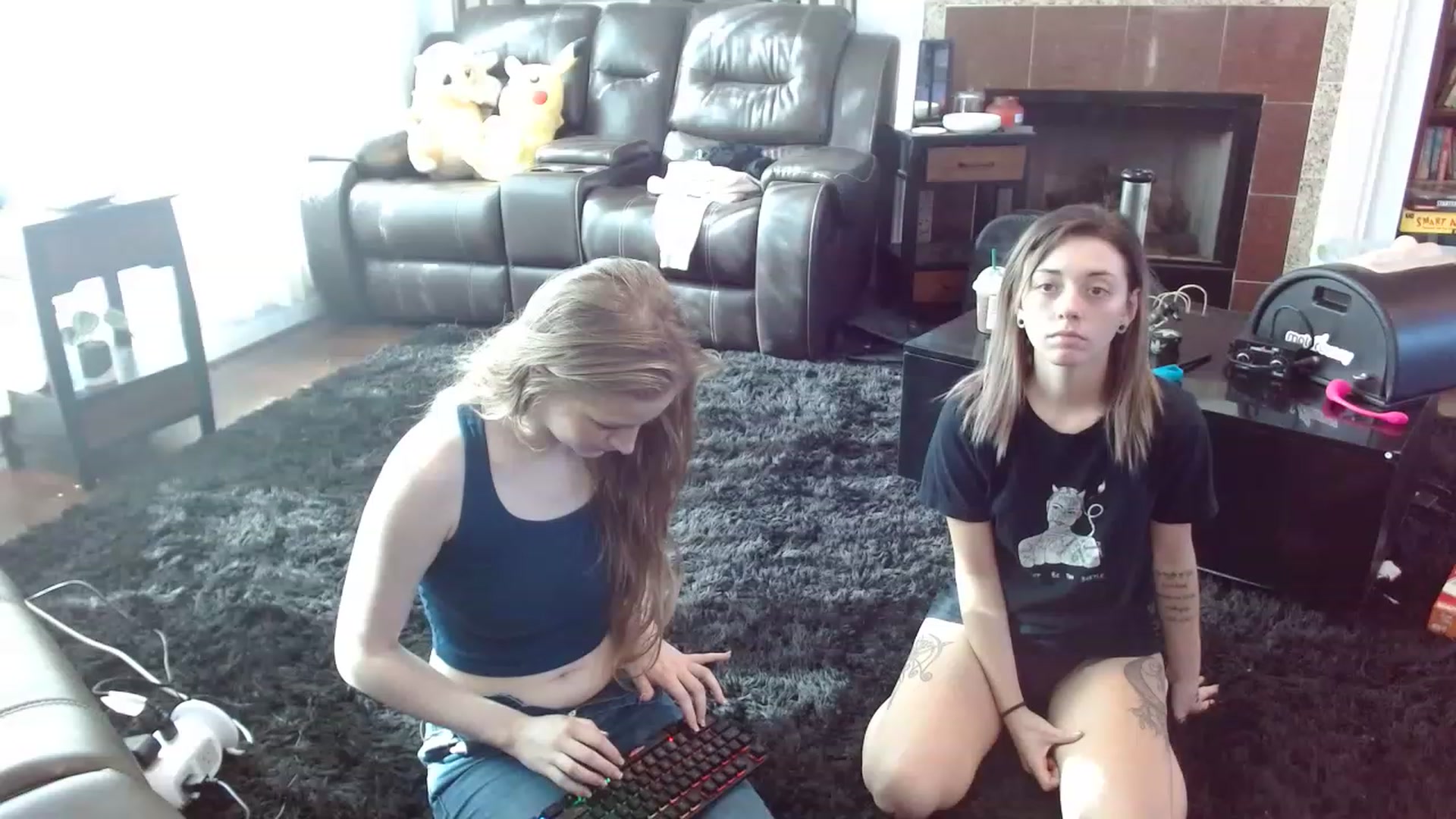 Gallery image thumbnail from Bunnydathug's myfreecams stream on, 11/28/2022, 17:40 image 1 of 20