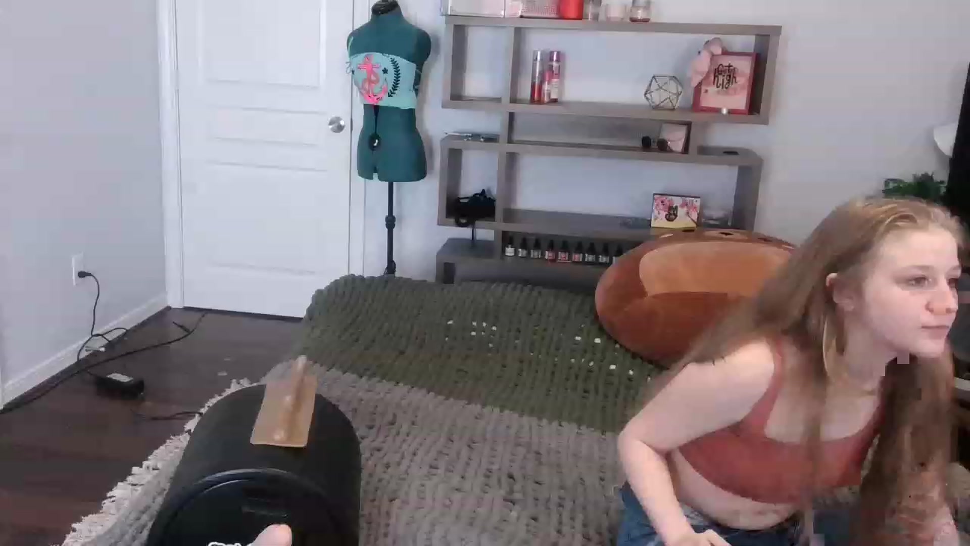 Gallery image thumbnail from Bunnydathug's myfreecams stream on, 12/01/2022, 20:18 image 3 of 20