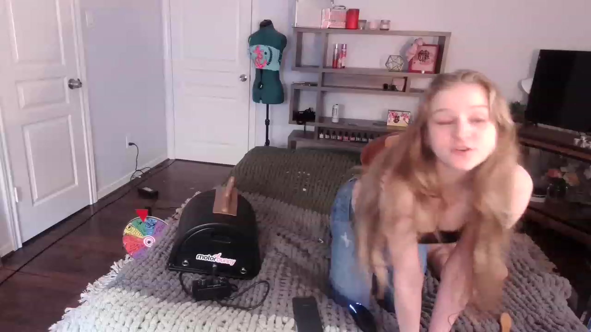 Gallery image thumbnail from Bunnydathug's myfreecams stream on, 12/01/2022, 22:19 image 20 of 20