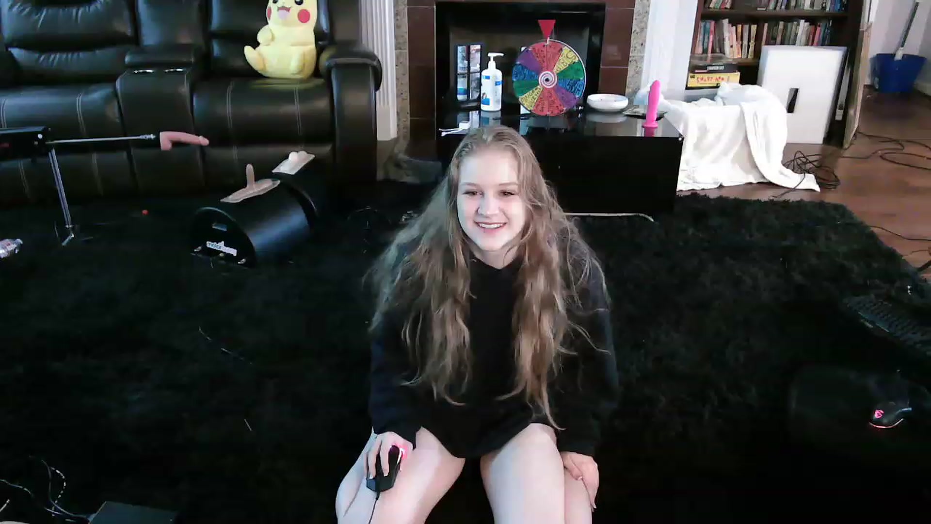 Gallery image thumbnail from Bunnydathug's myfreecams stream on, 12/03/2022, 17:13 image 10 of 20
