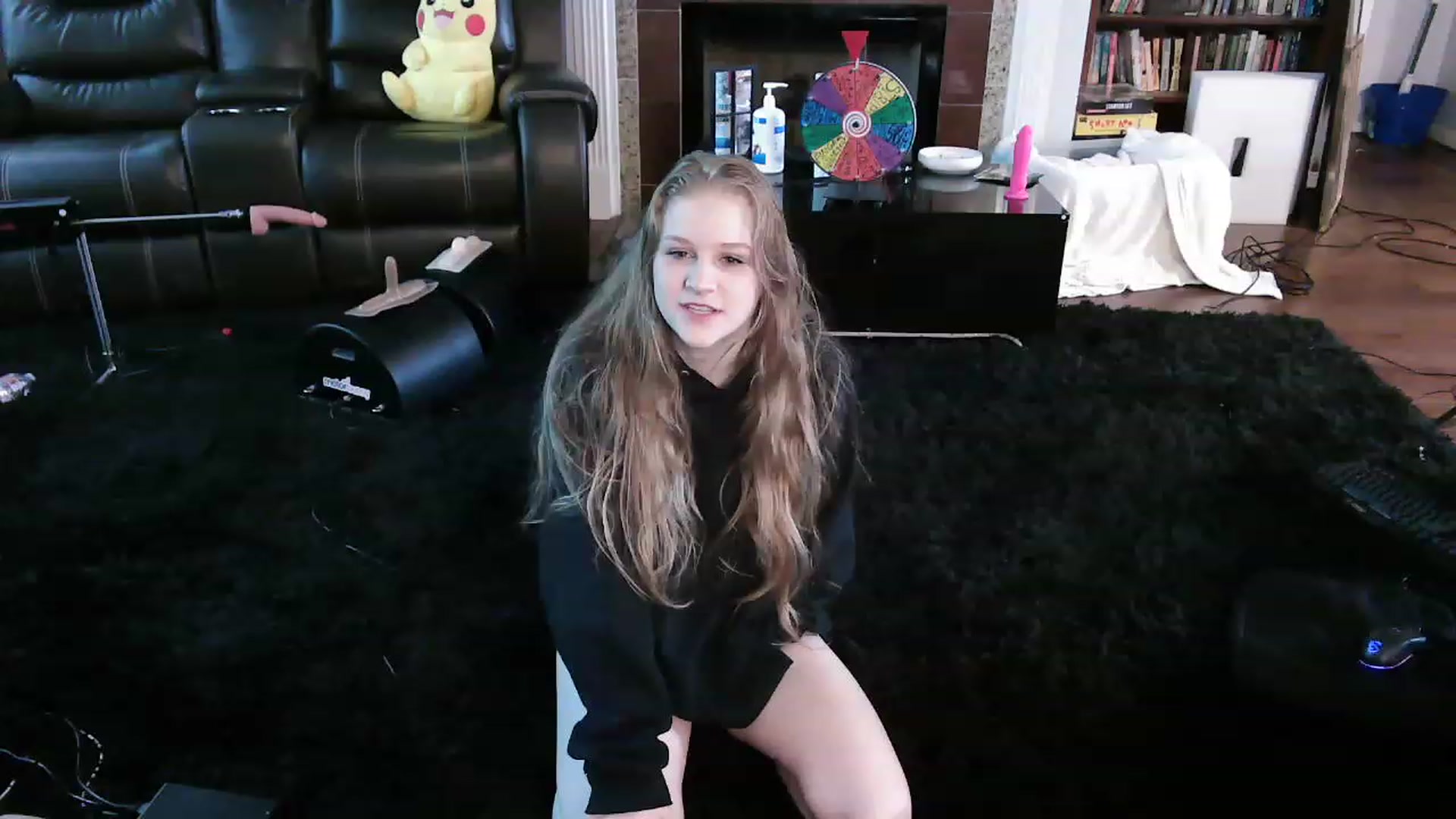 Gallery image thumbnail from Bunnydathug's myfreecams stream on, 12/03/2022, 17:13 image 12 of 20