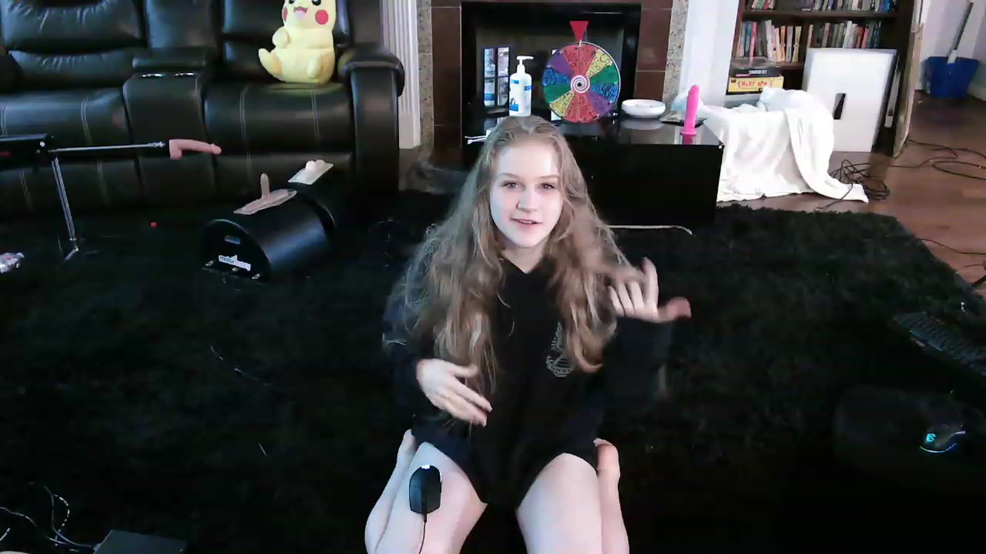 Gallery image thumbnail from Bunnydathug's myfreecams stream on, 12/03/2022, 17:13 image 7 of 20