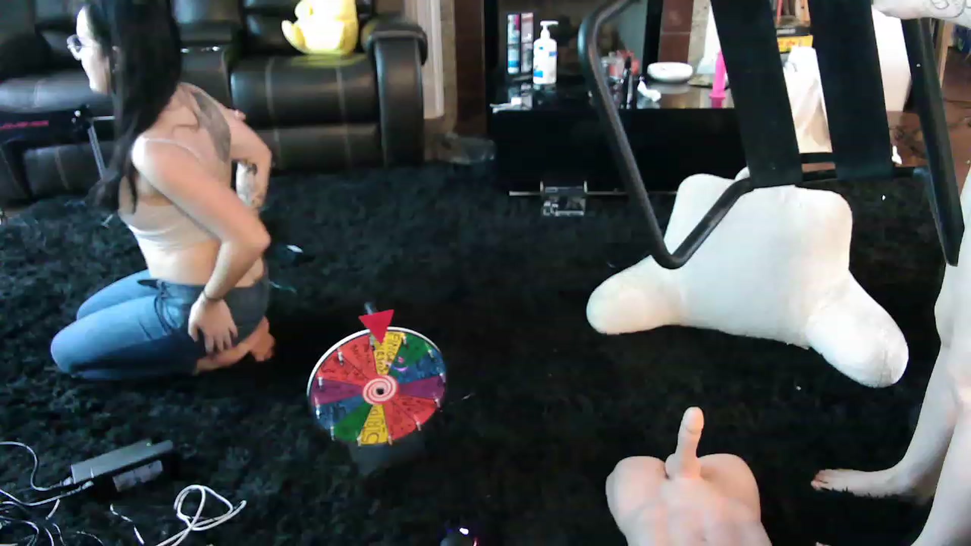 Gallery image thumbnail from Bunnydathug's myfreecams stream on, 12/03/2022, 21:07 image 10 of 20