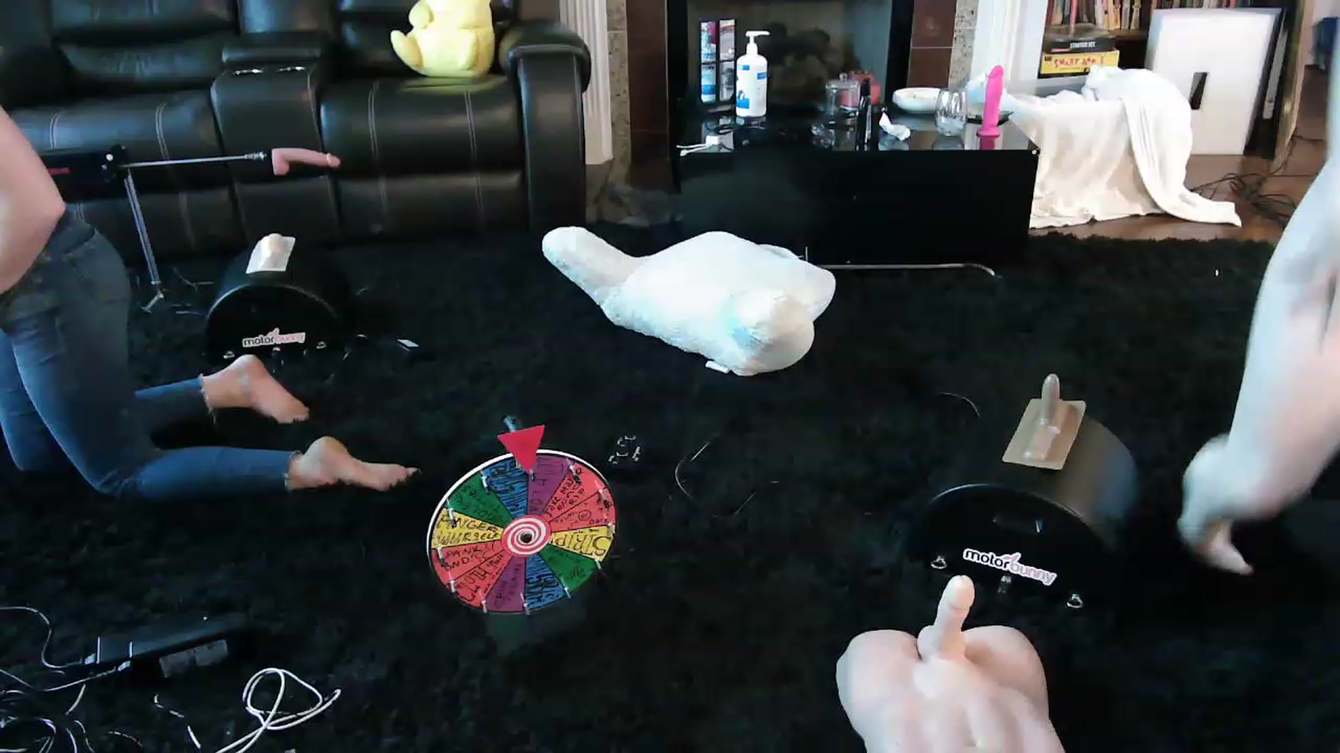 Gallery image thumbnail from Bunnydathug's myfreecams stream on, 12/03/2022, 21:07 image 19 of 20