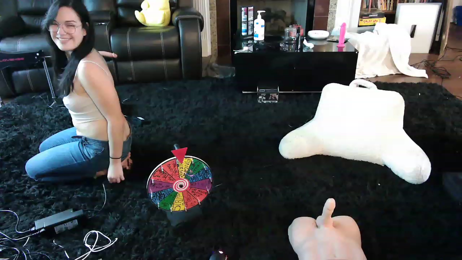 Gallery image thumbnail from Bunnydathug's myfreecams stream on, 12/03/2022, 21:07 image 11 of 20
