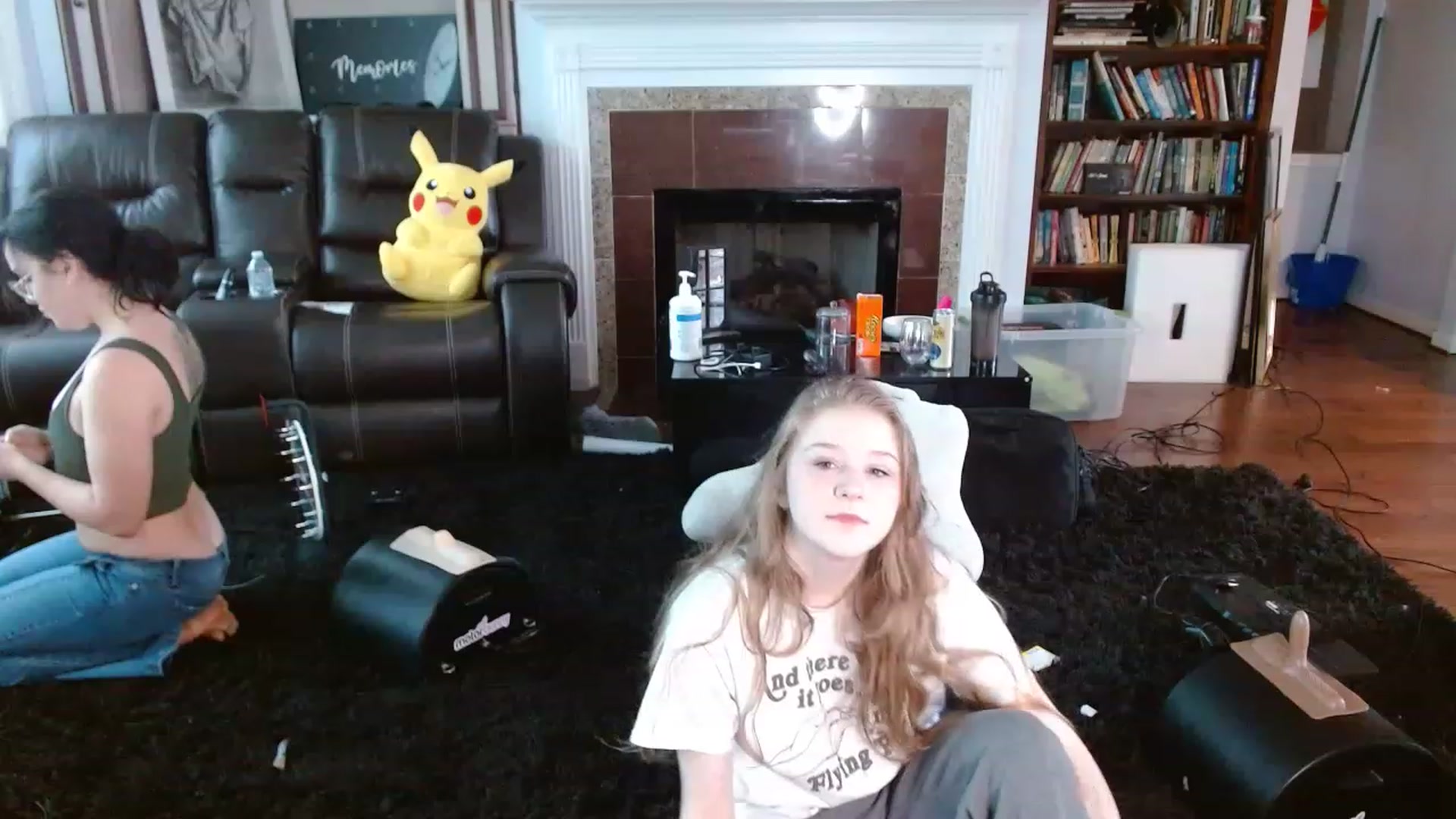 Gallery image thumbnail from Bunnydathug's myfreecams stream on, 12/05/2022, 17:00 image 6 of 20