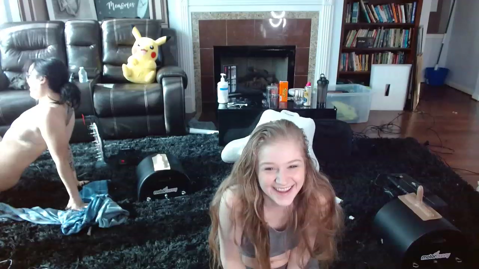 Gallery image thumbnail from Bunnydathug's myfreecams stream on, 12/05/2022, 17:00 image 13 of 20