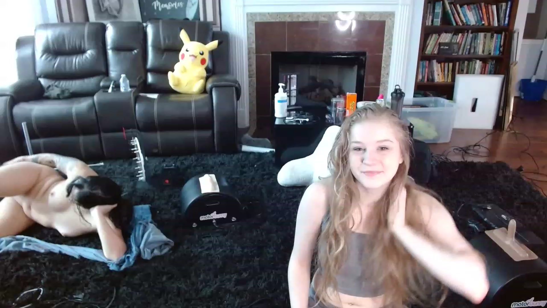 Gallery image thumbnail from Bunnydathug's myfreecams stream on, 12/05/2022, 17:00 image 16 of 20