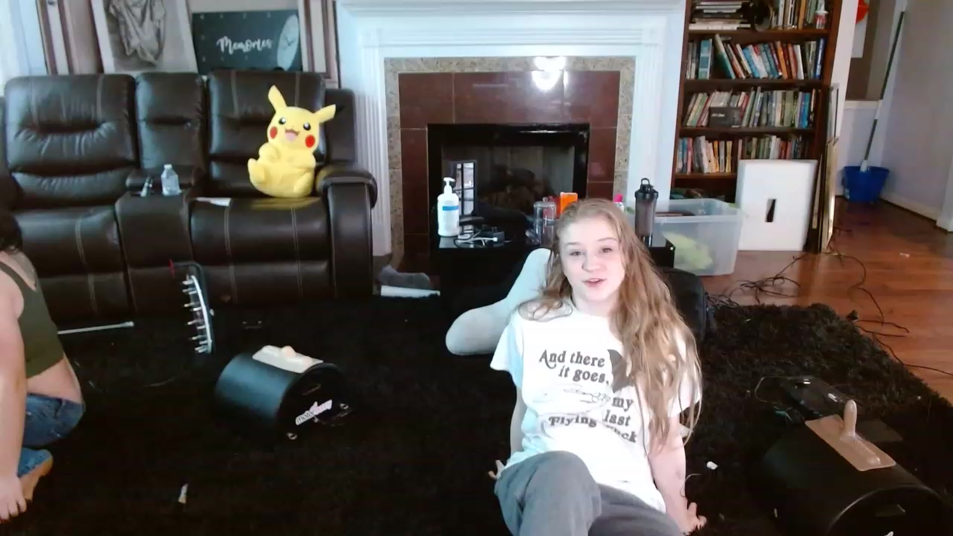 Gallery image thumbnail from Bunnydathug's myfreecams stream on, 12/05/2022, 17:00 image 1 of 20