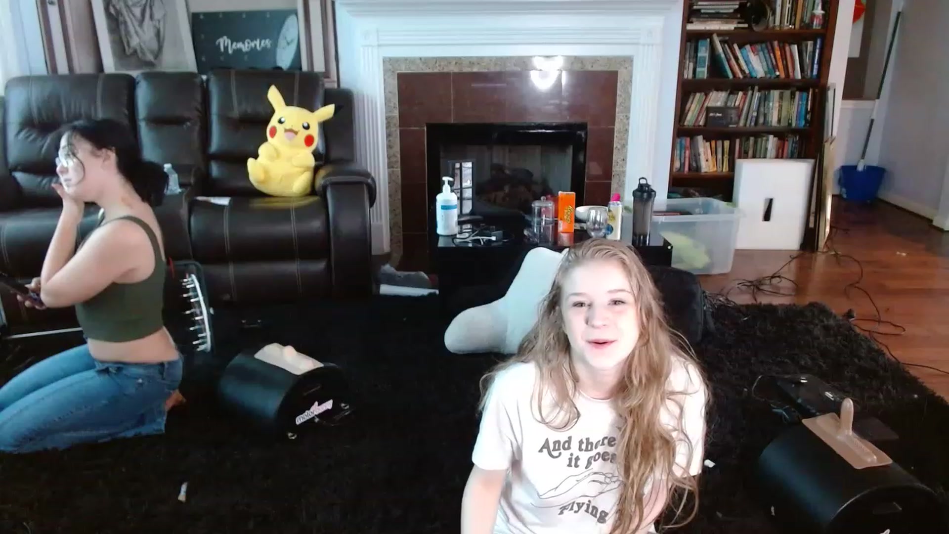 Gallery image thumbnail from Bunnydathug's myfreecams stream on, 12/05/2022, 17:00 image 5 of 20