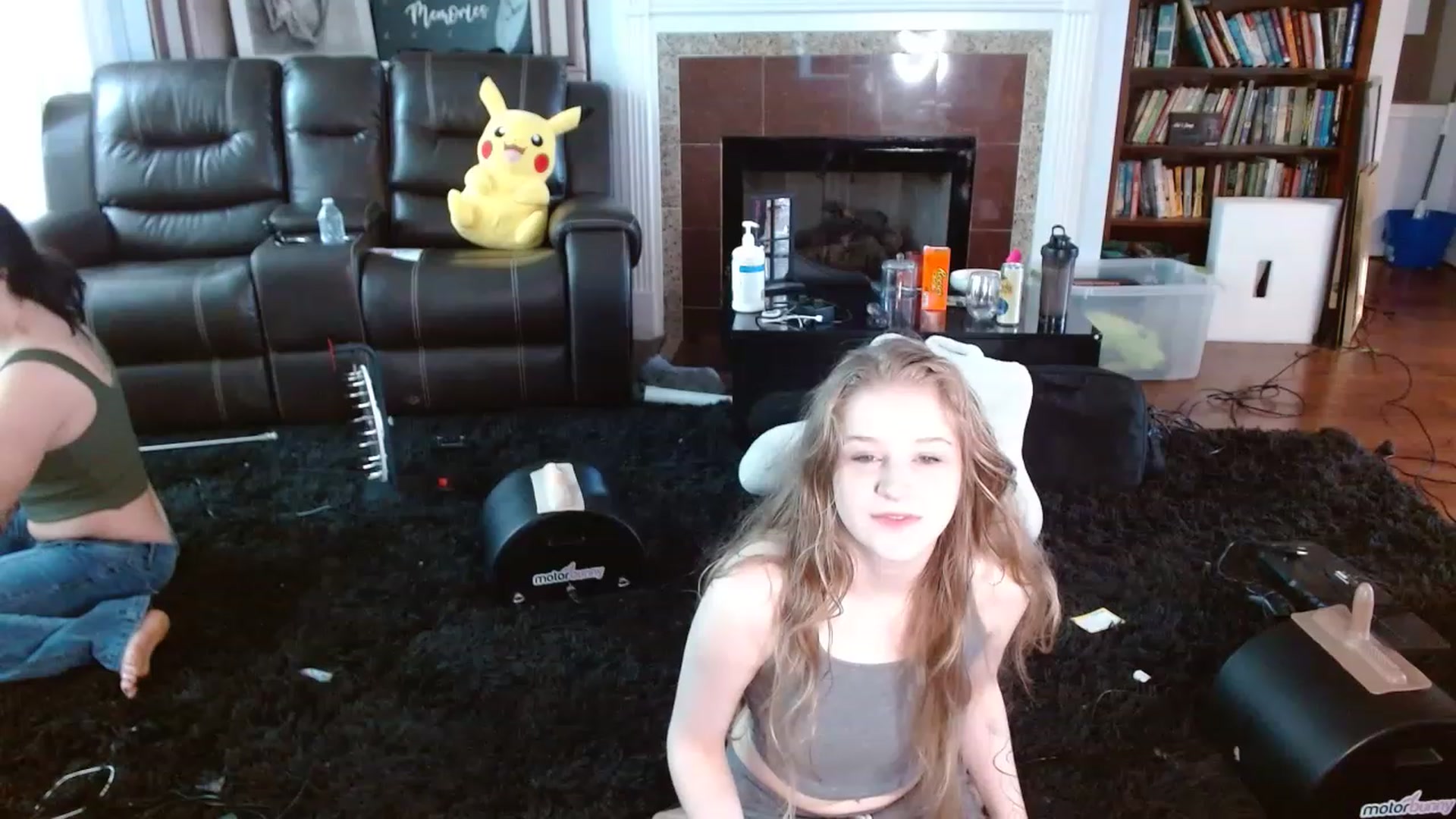 Gallery image thumbnail from Bunnydathug's myfreecams stream on, 12/05/2022, 18:44 image 2 of 20