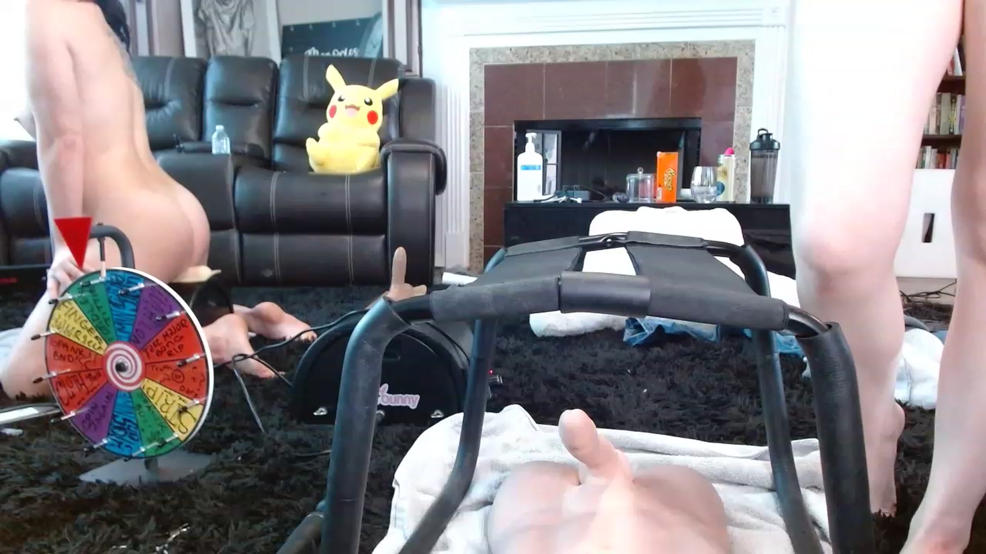Gallery image thumbnail from Bunnydathug's myfreecams stream on, 12/05/2022, 21:19 image 10 of 20