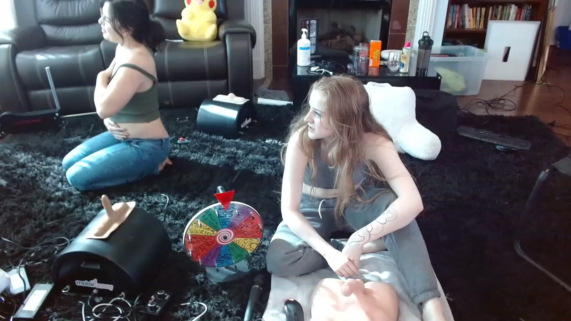Gallery image thumbnail from Bunnydathug's myfreecams stream on, 12/05/2022, 21:19 image 2 of 20