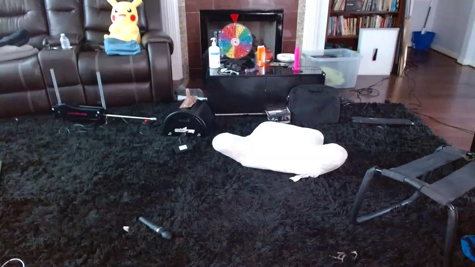 Gallery image thumbnail from Bunnydathug's myfreecams stream on, 12/06/2022, 19:13 image 16 of 20