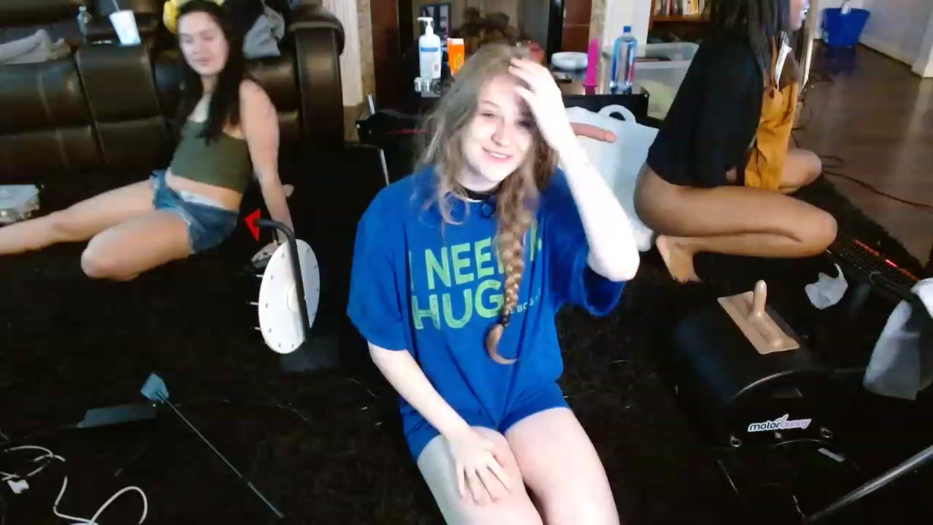 Gallery image thumbnail from Bunnydathug's myfreecams stream on, 12/07/2022, 24:01 image 5 of 20