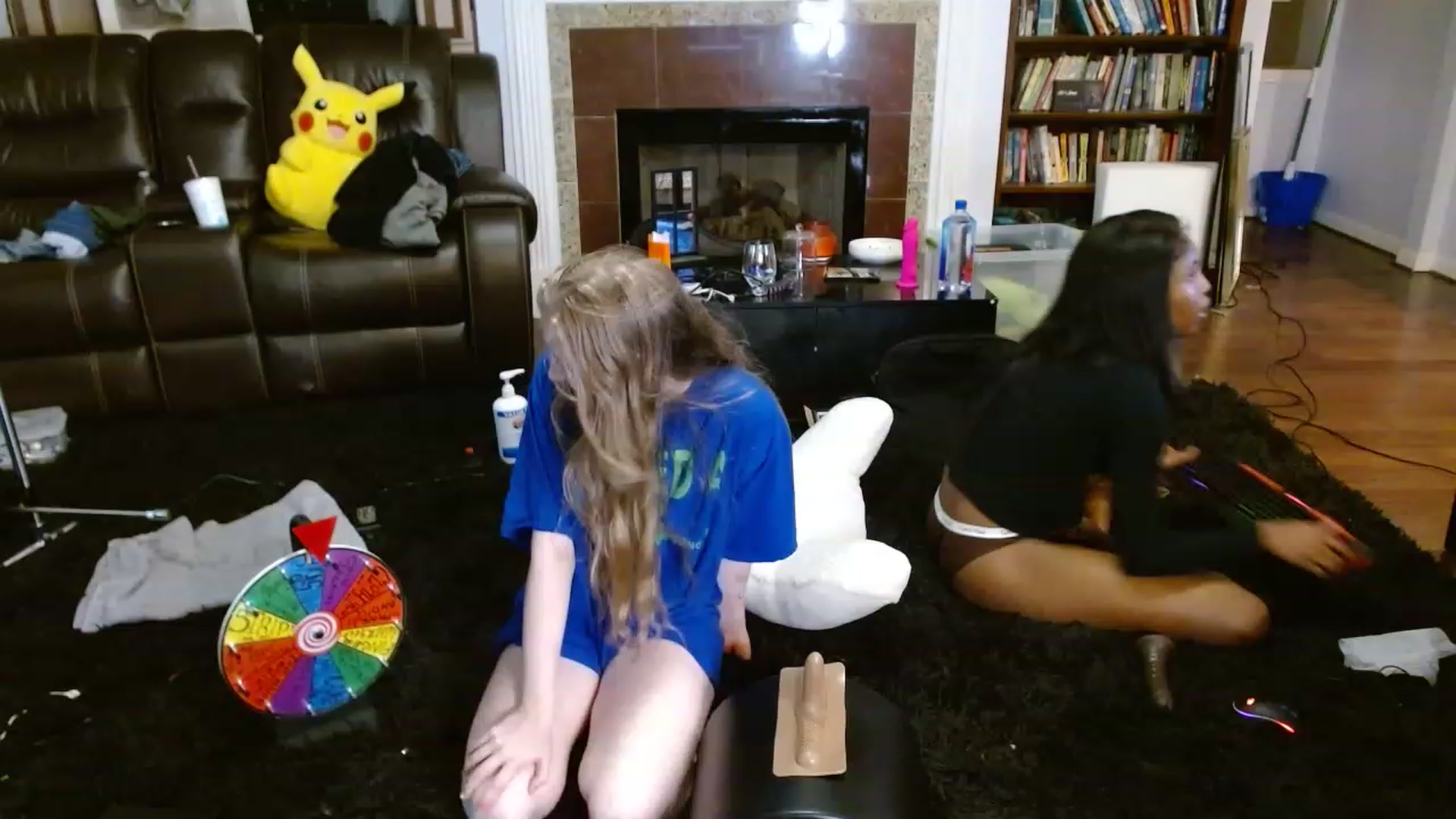 Gallery image thumbnail from Bunnydathug's myfreecams stream on, 12/07/2022, 01:18 image 3 of 20