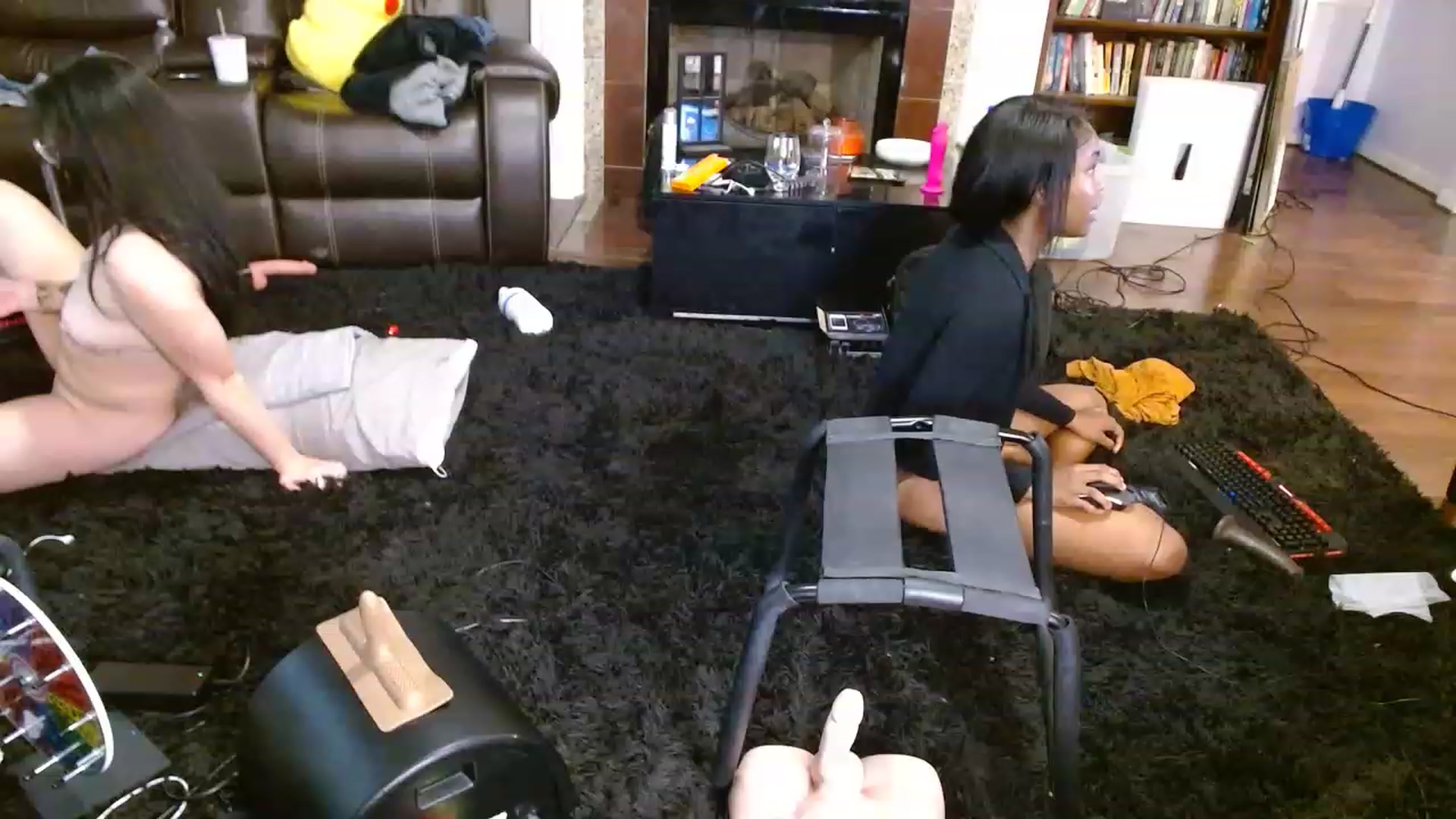 Gallery image thumbnail from Bunnydathug's myfreecams stream on, 12/07/2022, 01:18 image 18 of 20