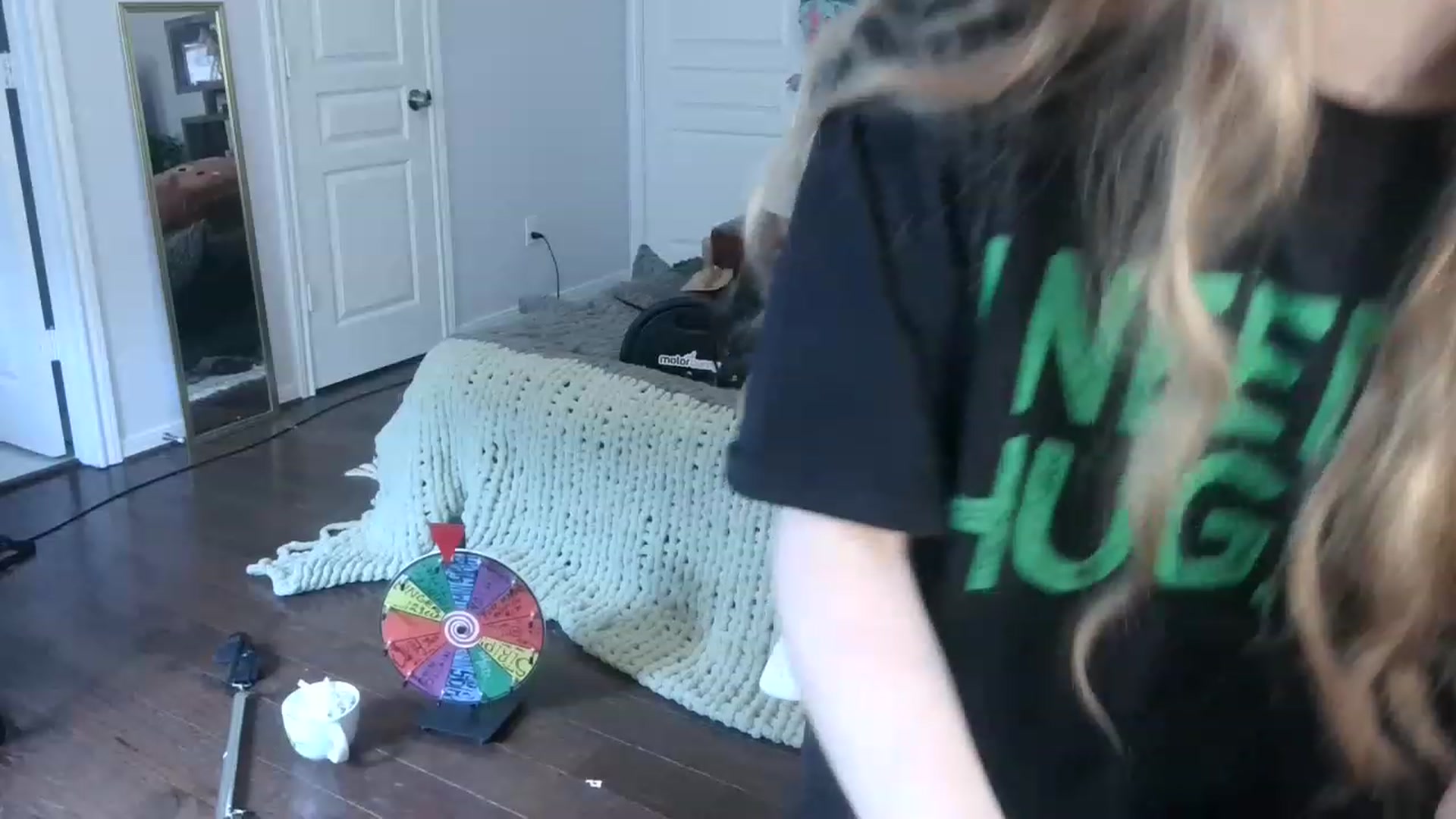 Gallery image thumbnail from Bunnydathug's myfreecams stream on, 12/18/2022, 21:31 image 2 of 20