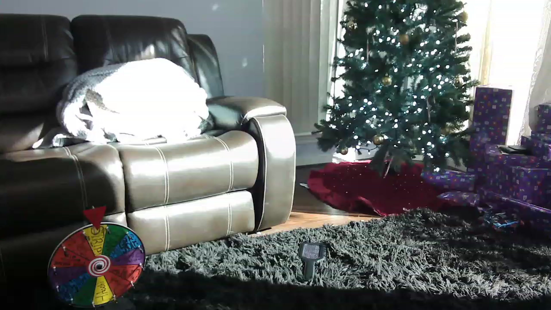 Gallery image thumbnail from Bunnydathug's myfreecams stream on, 12/26/2022, 20:37 image 19 of 20