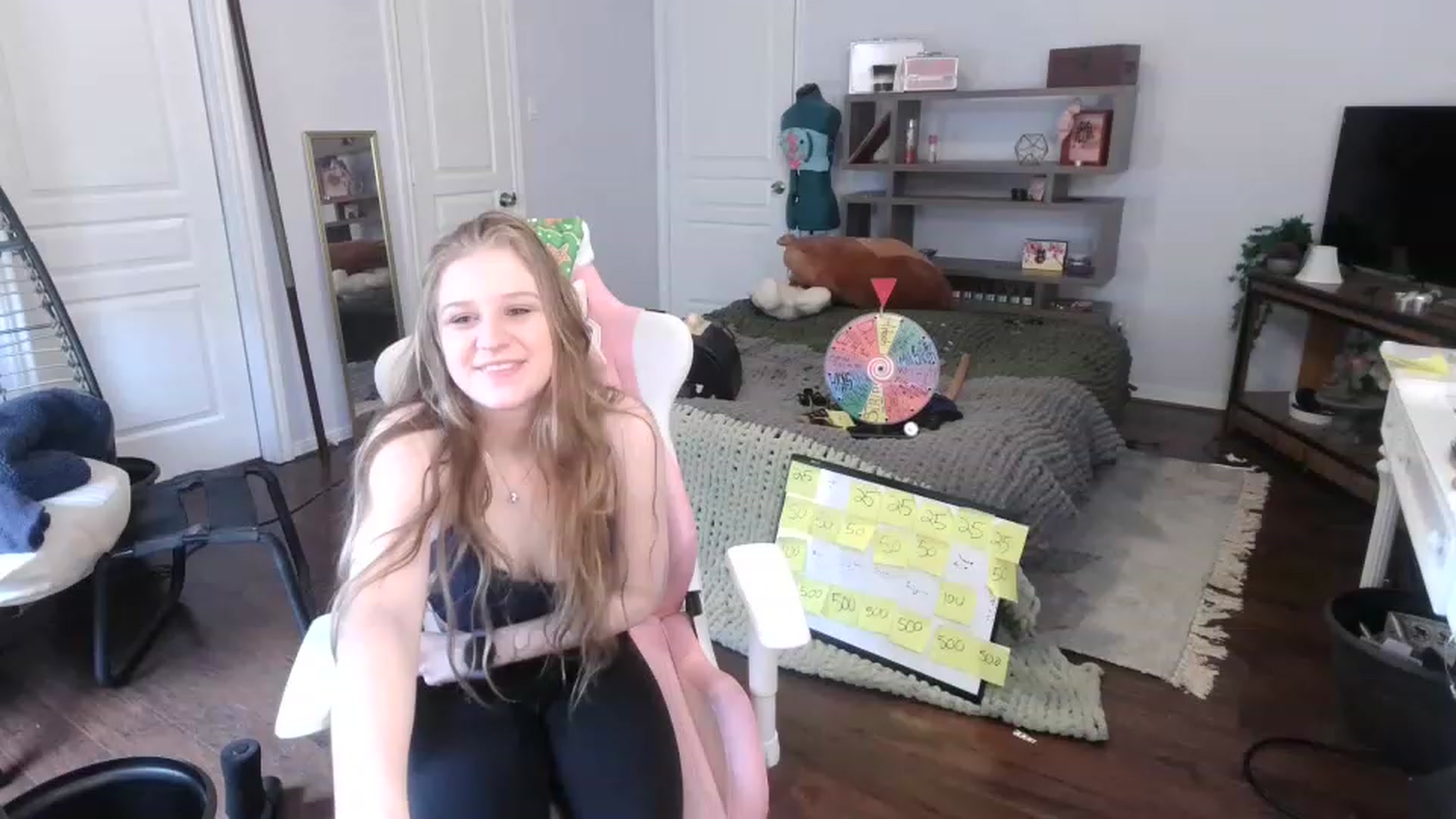 Gallery image thumbnail from Bunnydathug's myfreecams stream on, 12/28/2022, 20:41 image 12 of 20