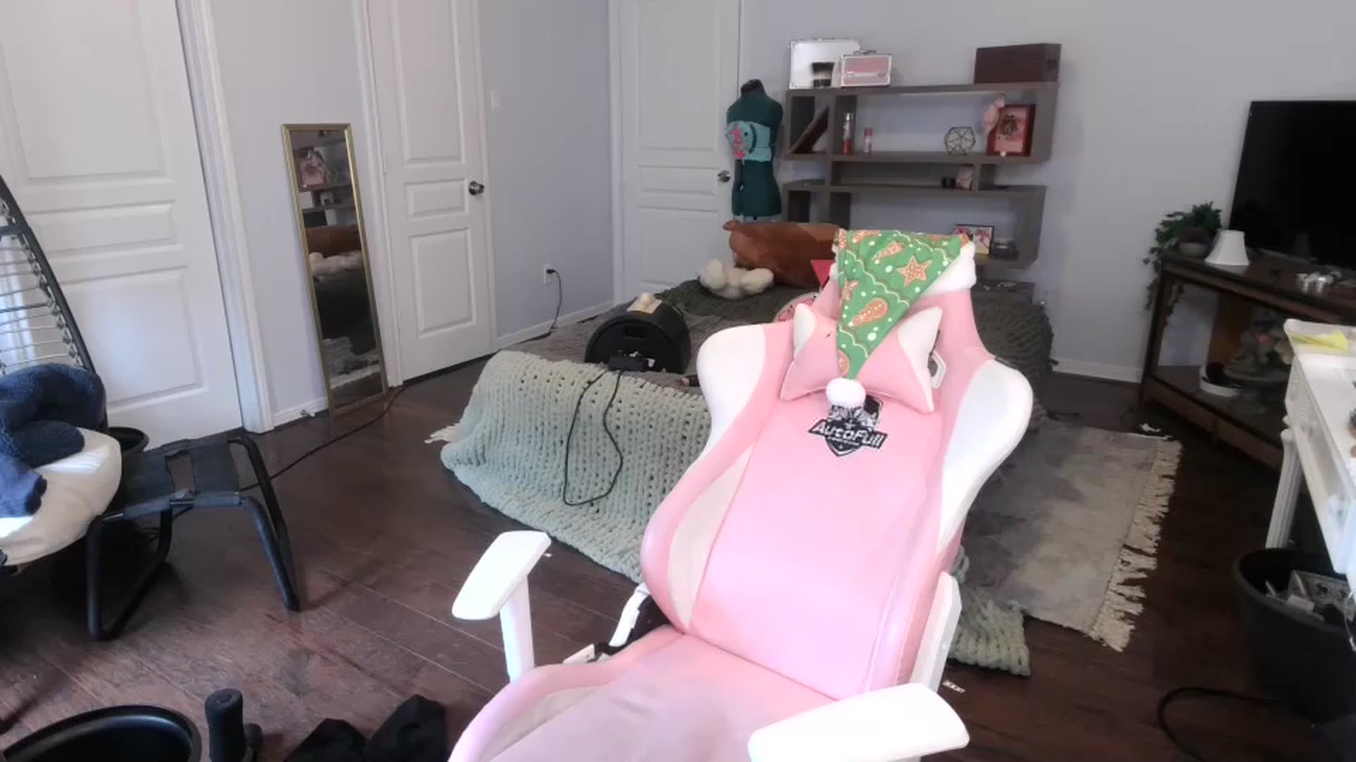 Gallery image thumbnail from Bunnydathug's myfreecams stream on, 12/28/2022, 20:41 image 19 of 20