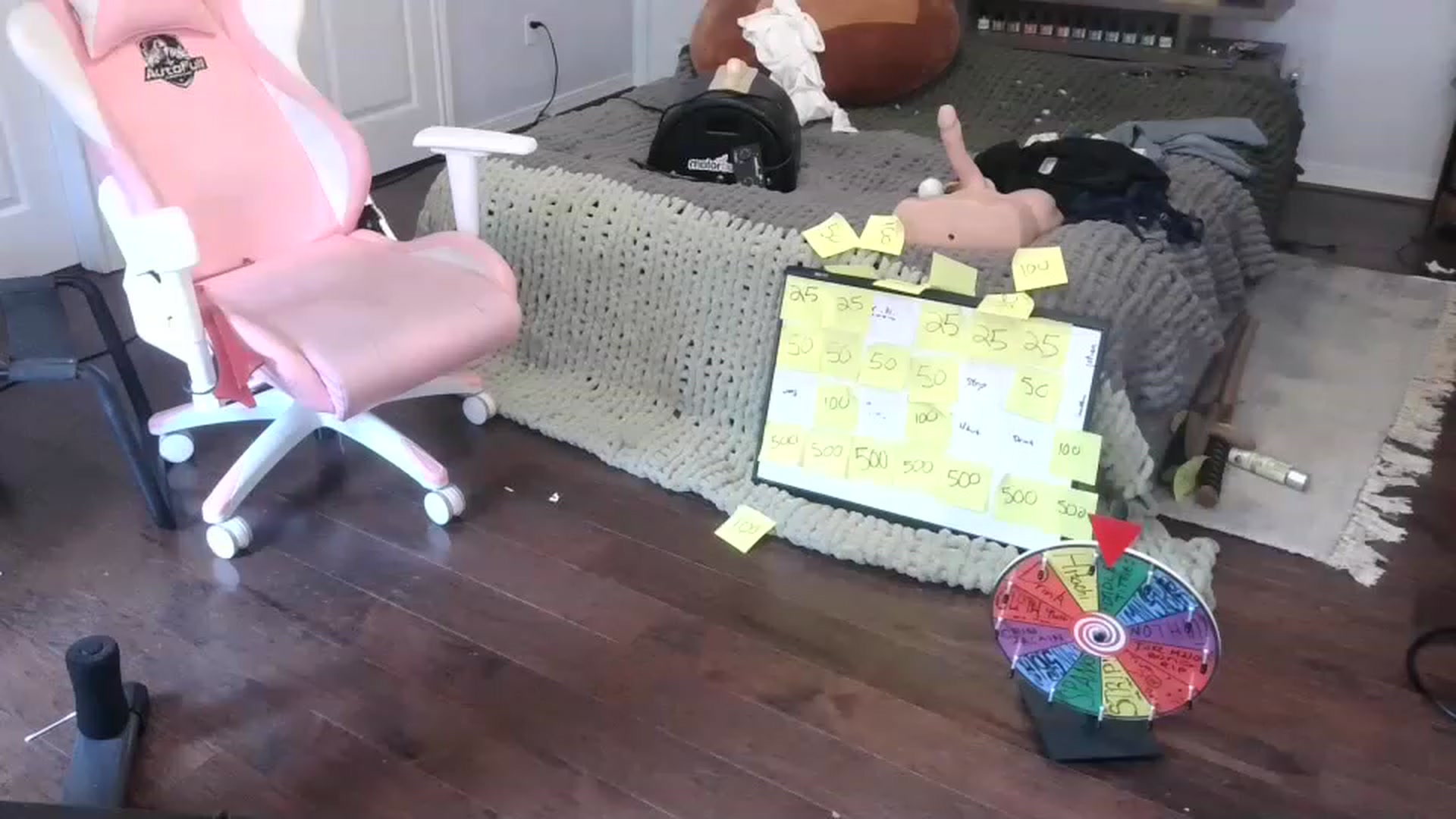 Gallery image thumbnail from Bunnydathug's myfreecams stream on, 12/29/2022, 20:41 image 8 of 20