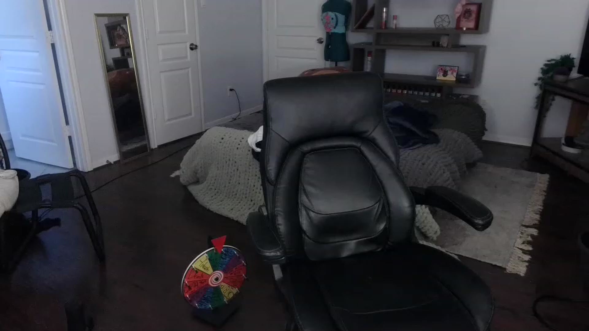 Gallery image thumbnail from Bunnydathug's myfreecams stream on, 01/03/2023, 21:57 image 16 of 20