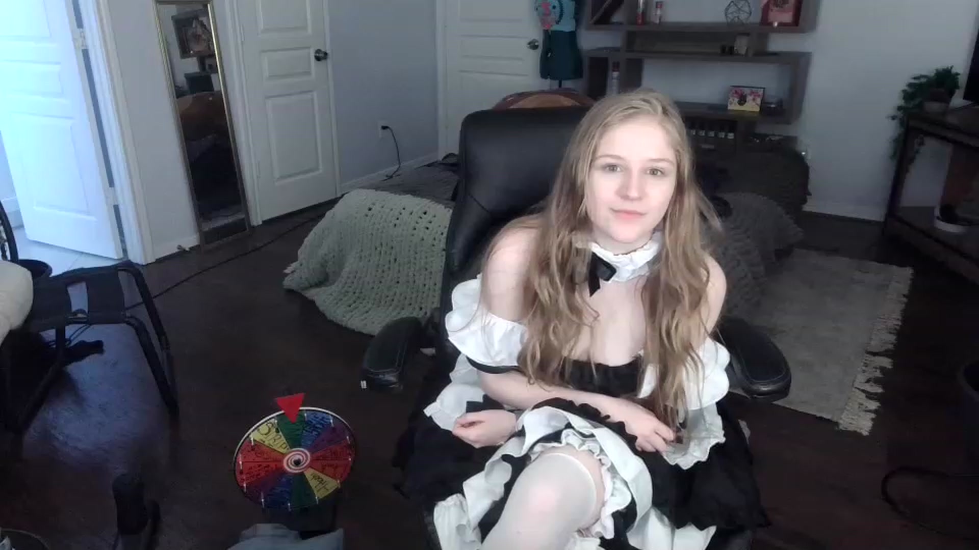 Gallery image thumbnail from Bunnydathug's myfreecams stream on, 01/03/2023, 21:57 image 6 of 20